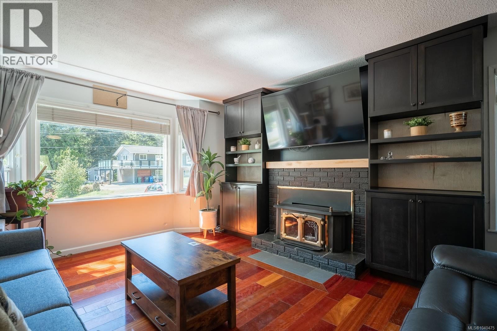 3716 Howden Drive property photo