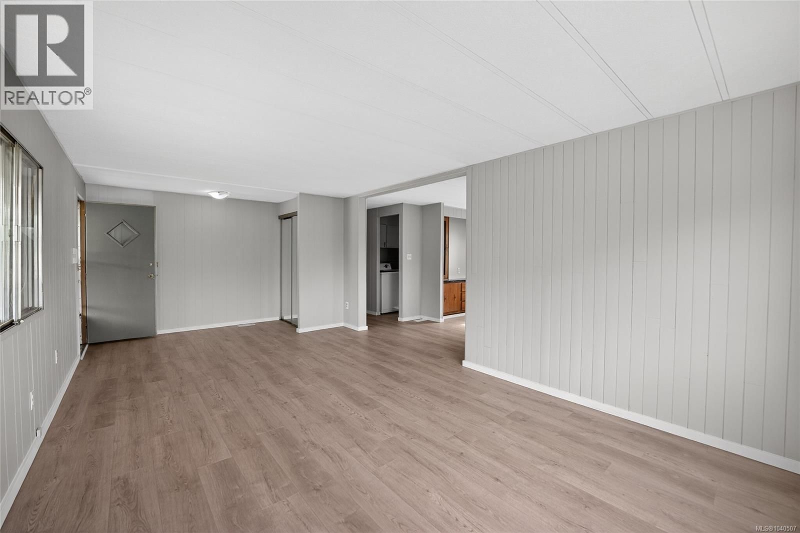 41 61 Twelfth Street property photo