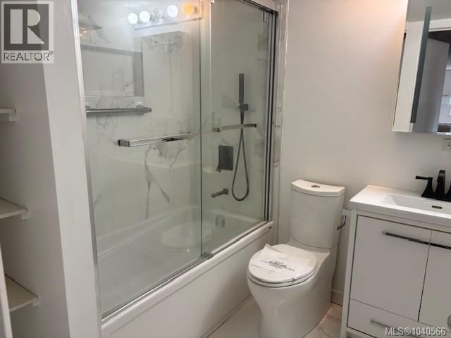4201 997 Bowen Road property photo