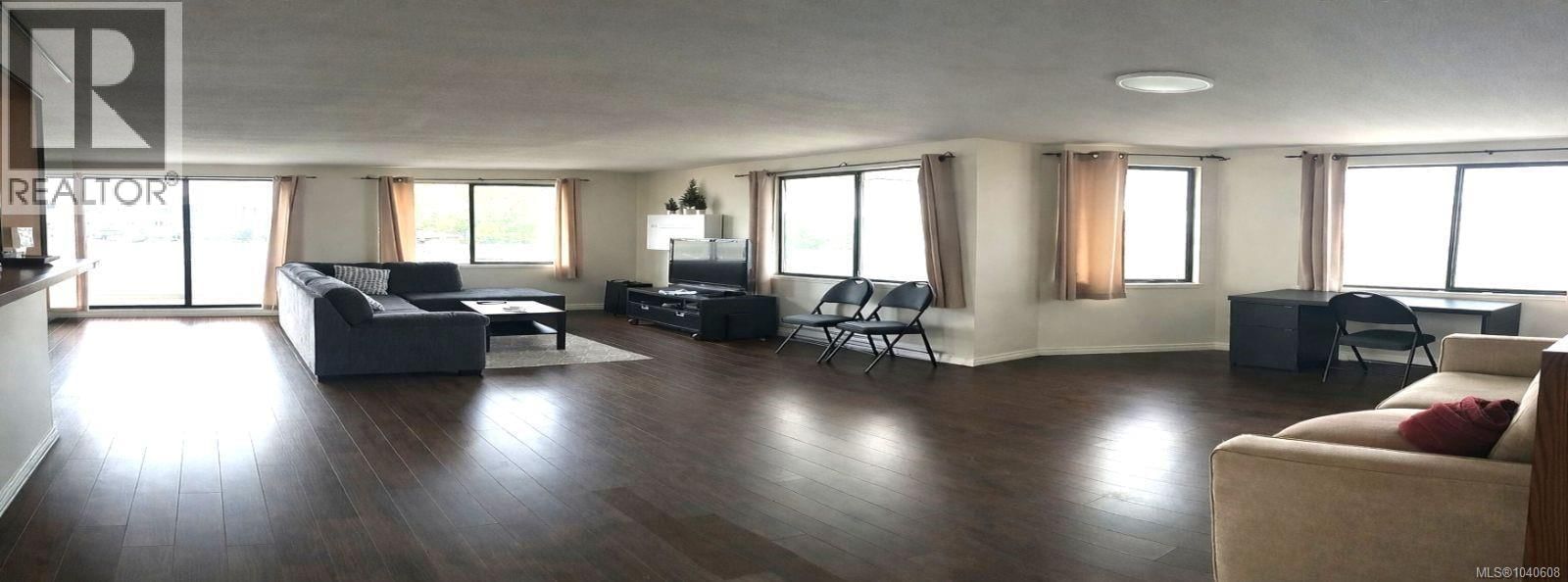 302 30 Cavan Street property photo