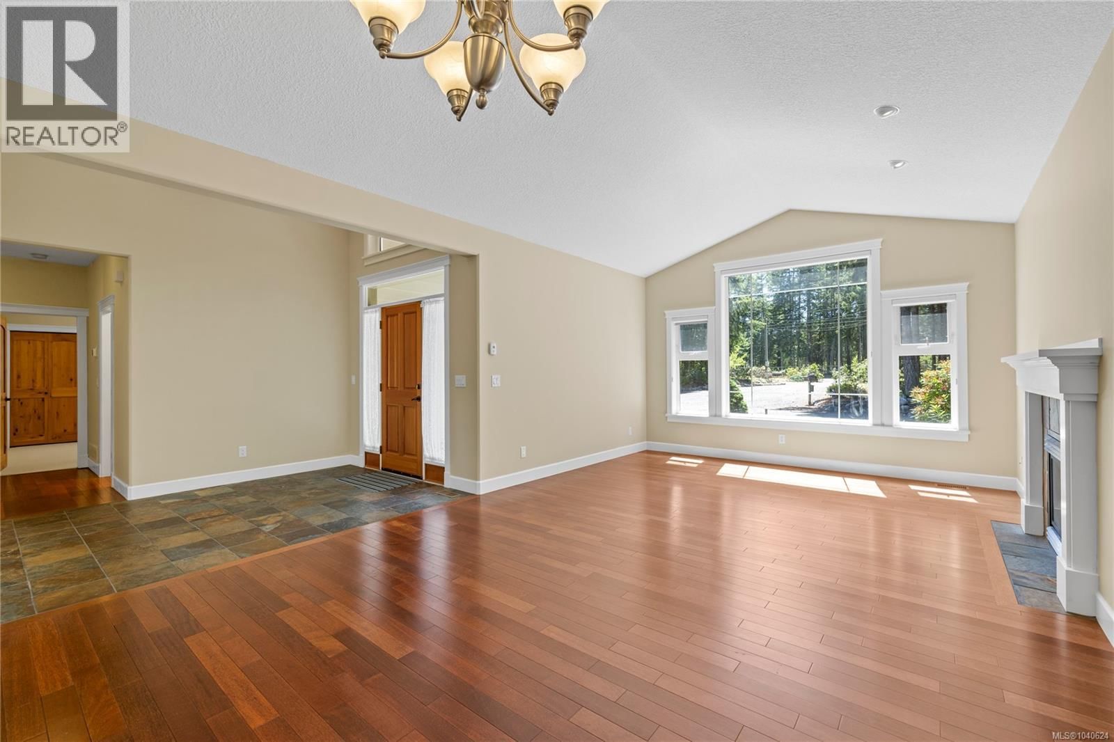1057 Paradise Place property photo