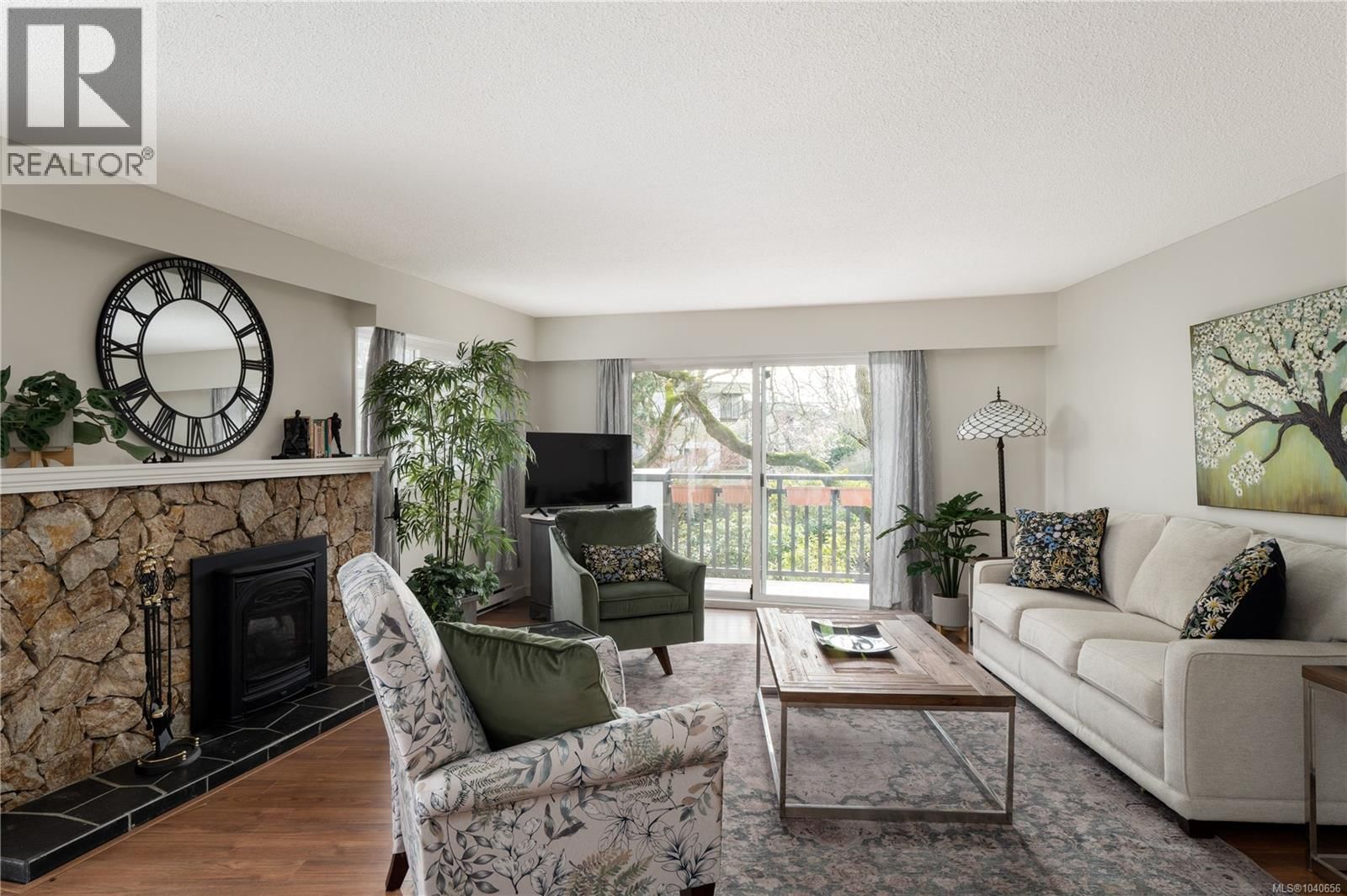 116 3962 Cedar Hill Road property photo
