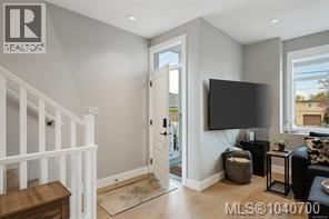3 10480 Resthaven Drive property photo