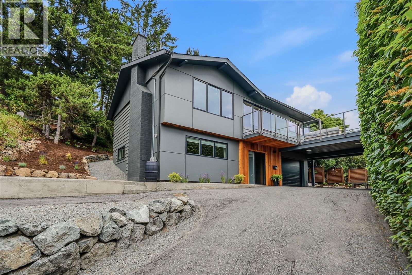 1563 Sherwood Drive