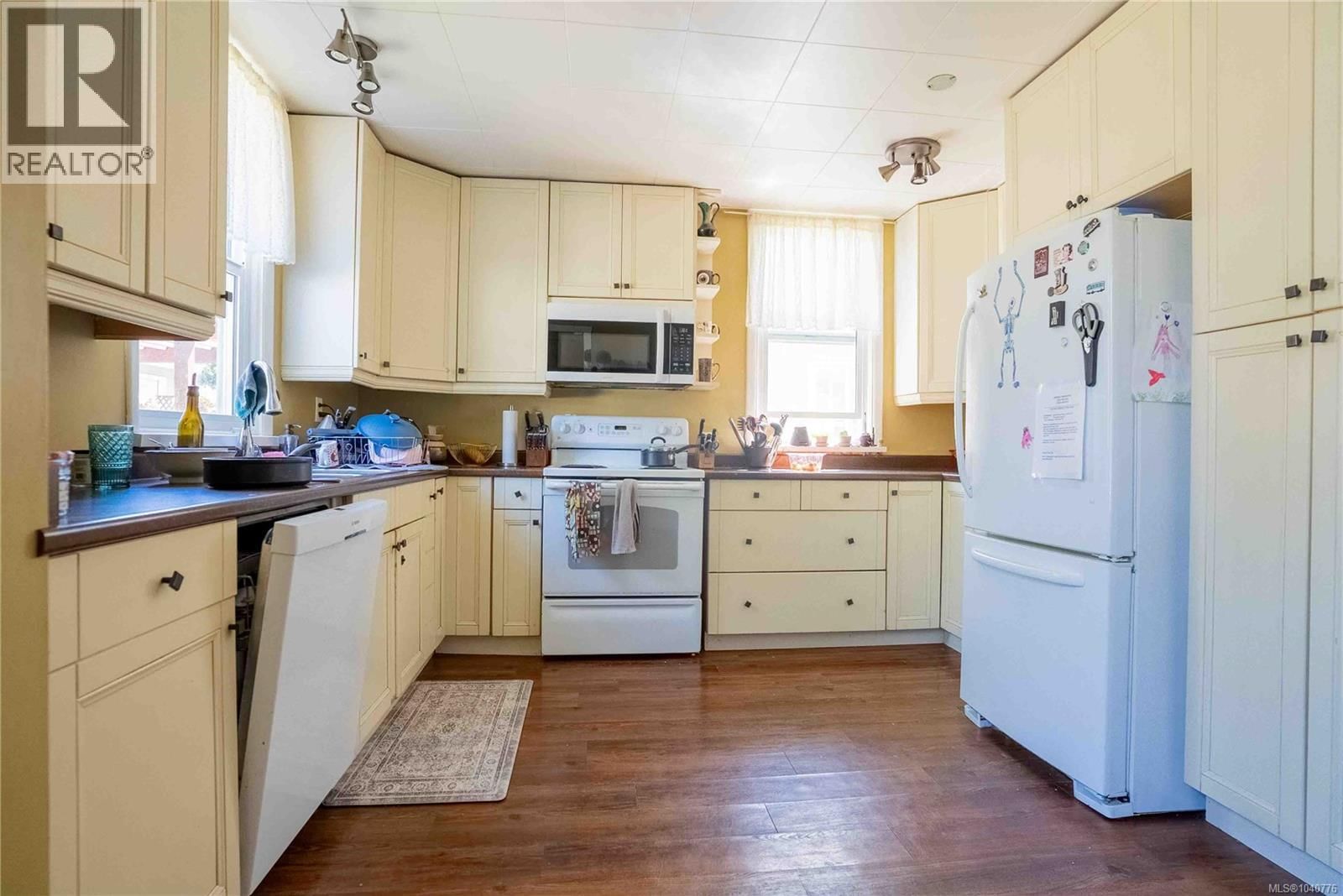 2329 Dowler Place property photo
