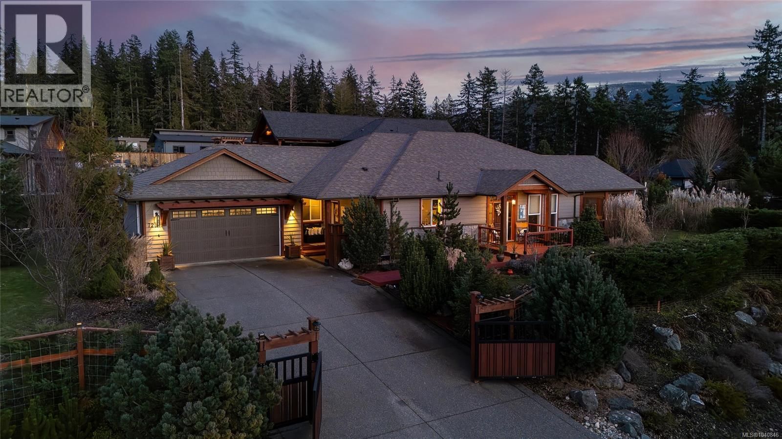 7284 Lakefront Drive