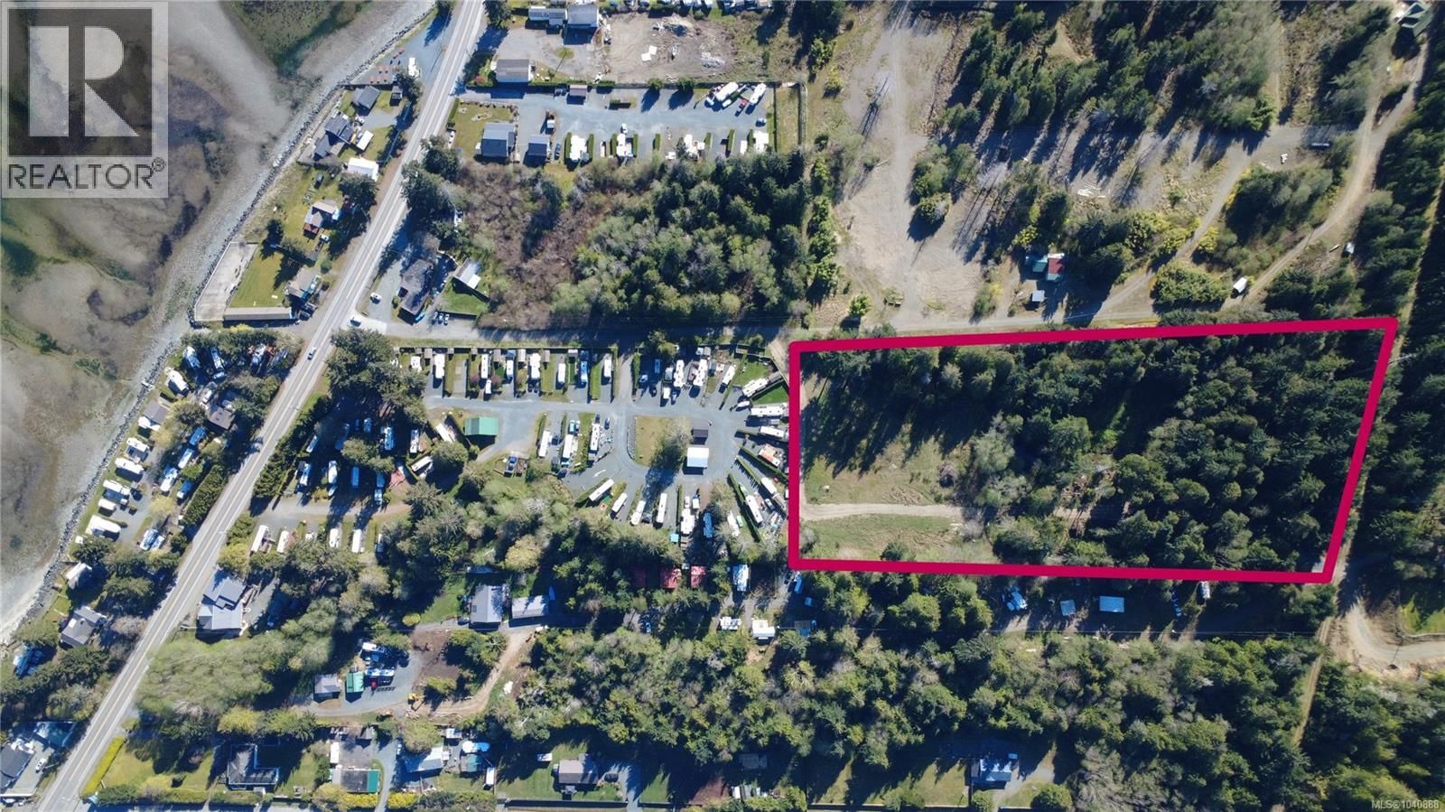 B 6050 Island Highway property photo