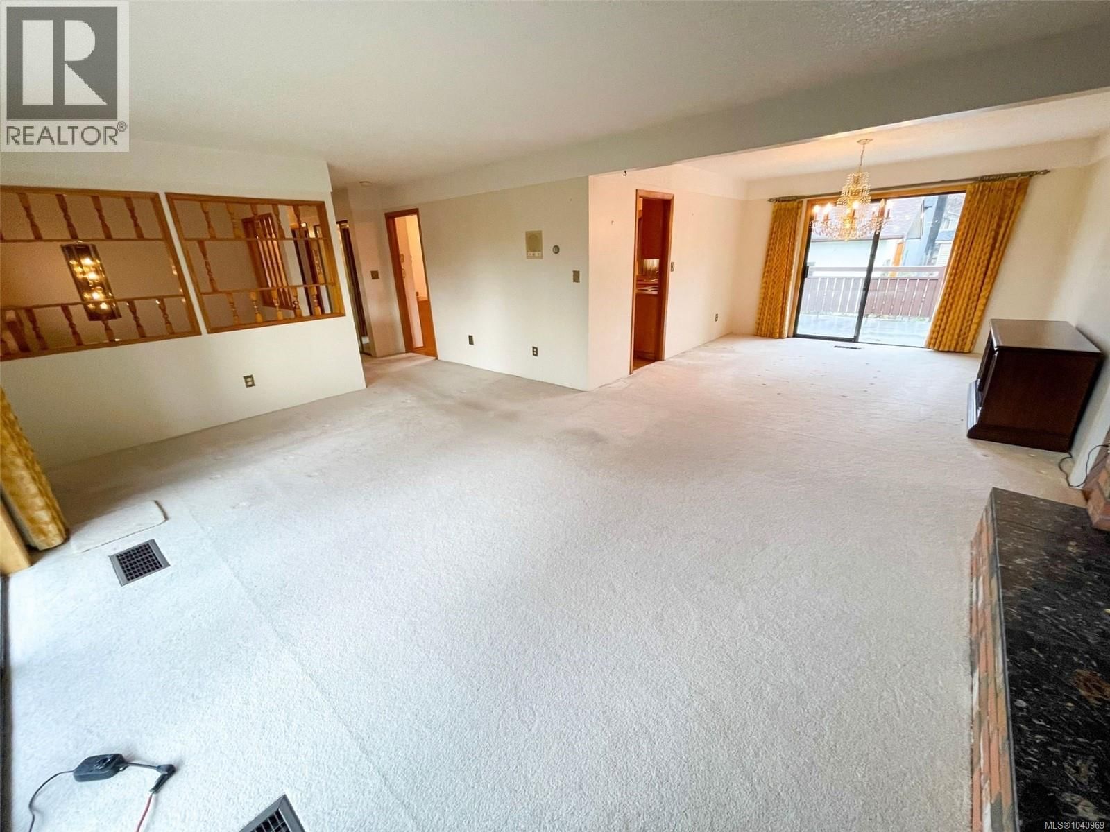 5500 Kenwill Drive property photo