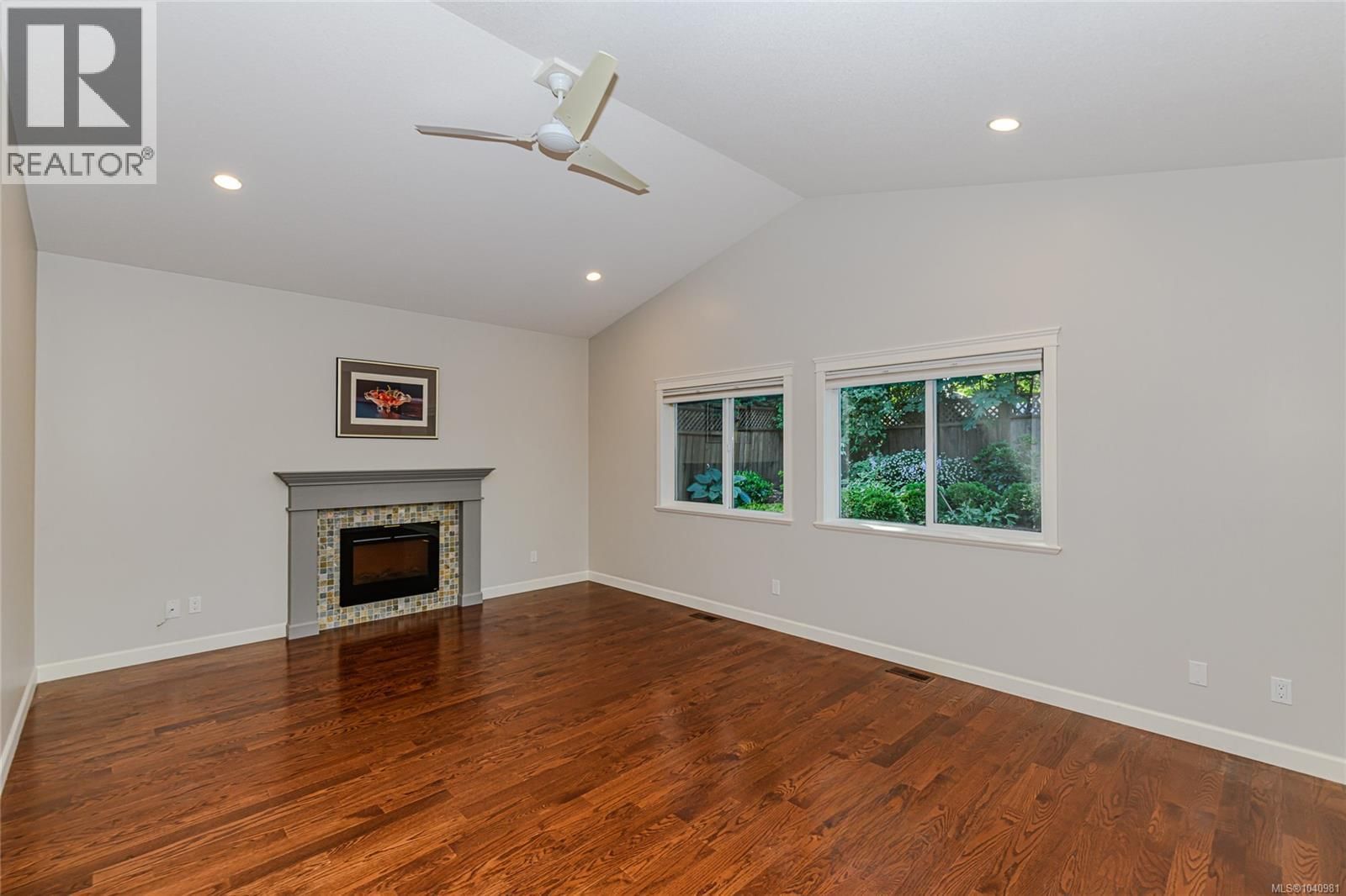 5888 Stonehaven Drive property photo