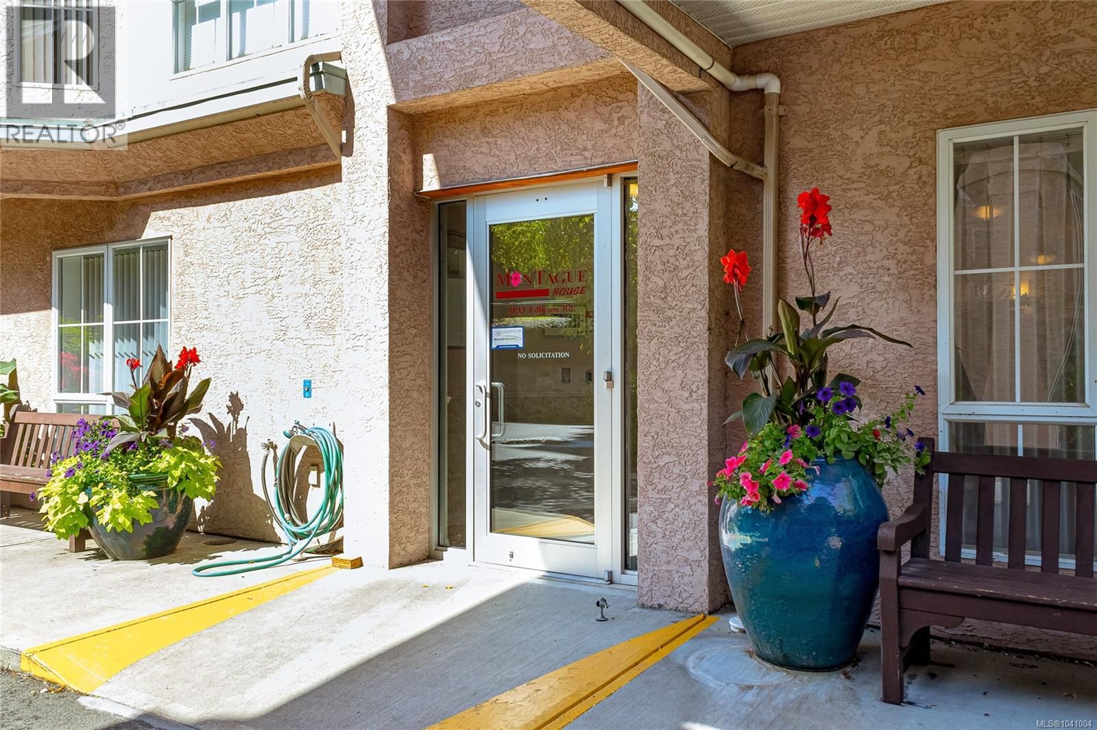 407 3133 Tillicum Road property photo