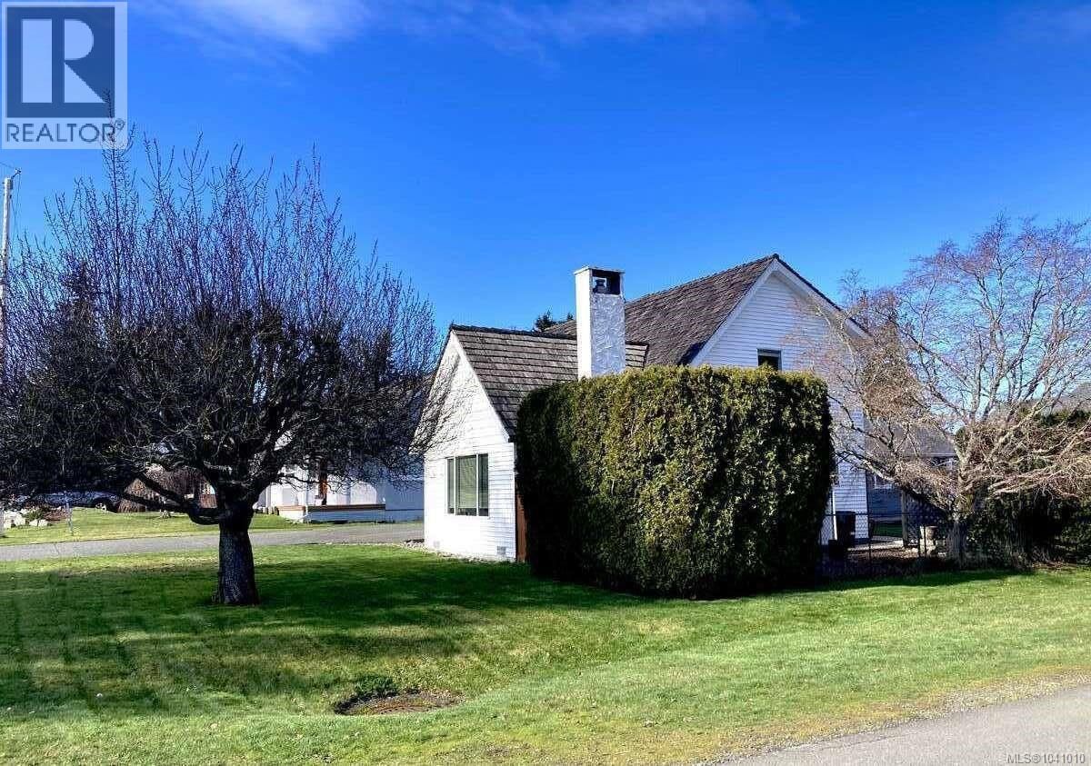 1 Sylvan Crescent