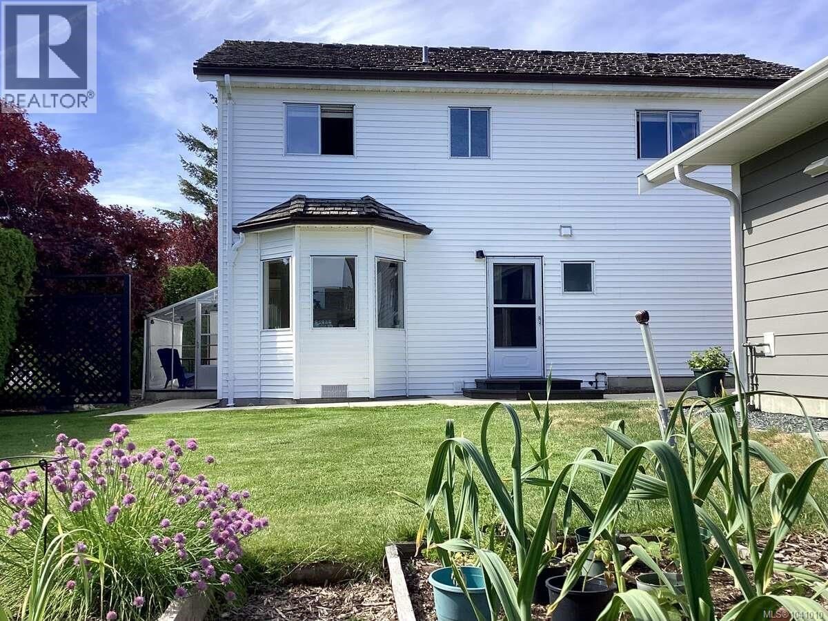 1 Sylvan Crescent property photo