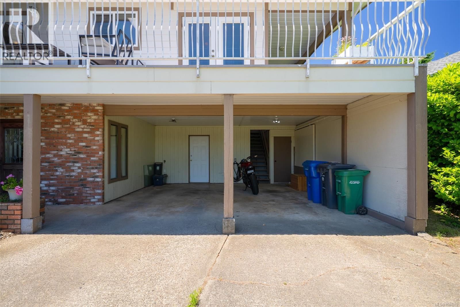 375 Cariboo Drive property photo