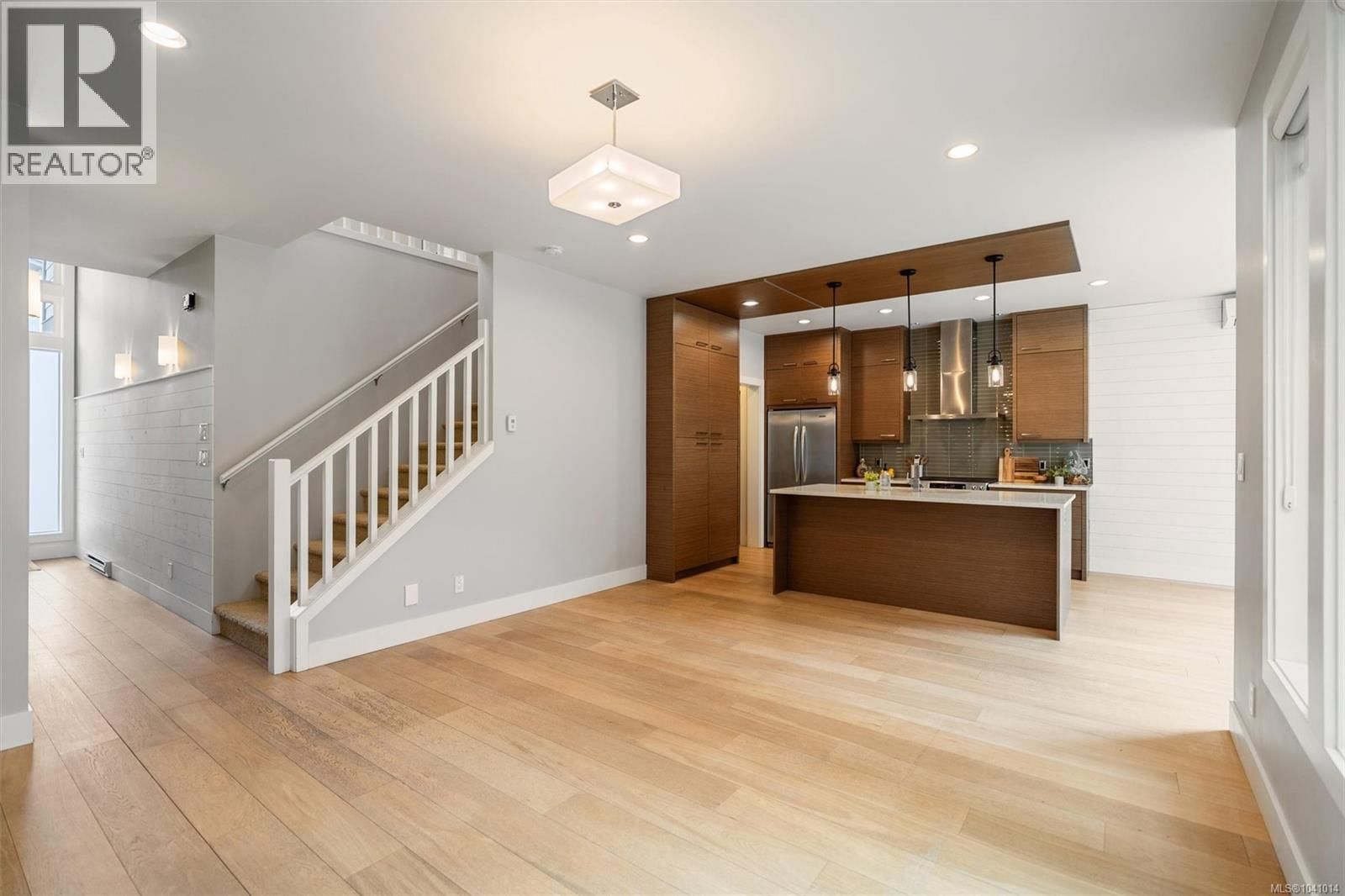 433 Regency Place property photo