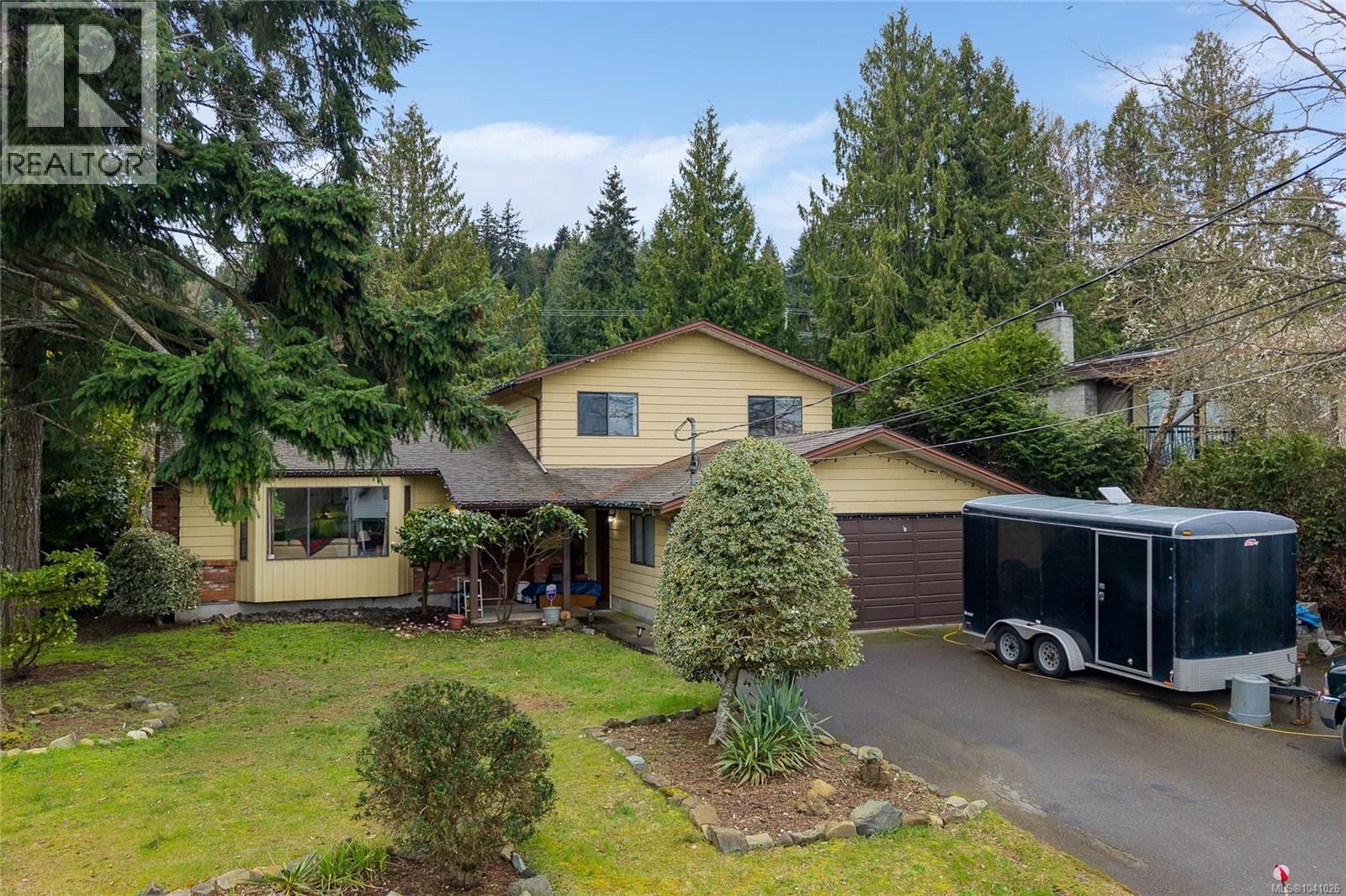 5561 Westdale Road property photo