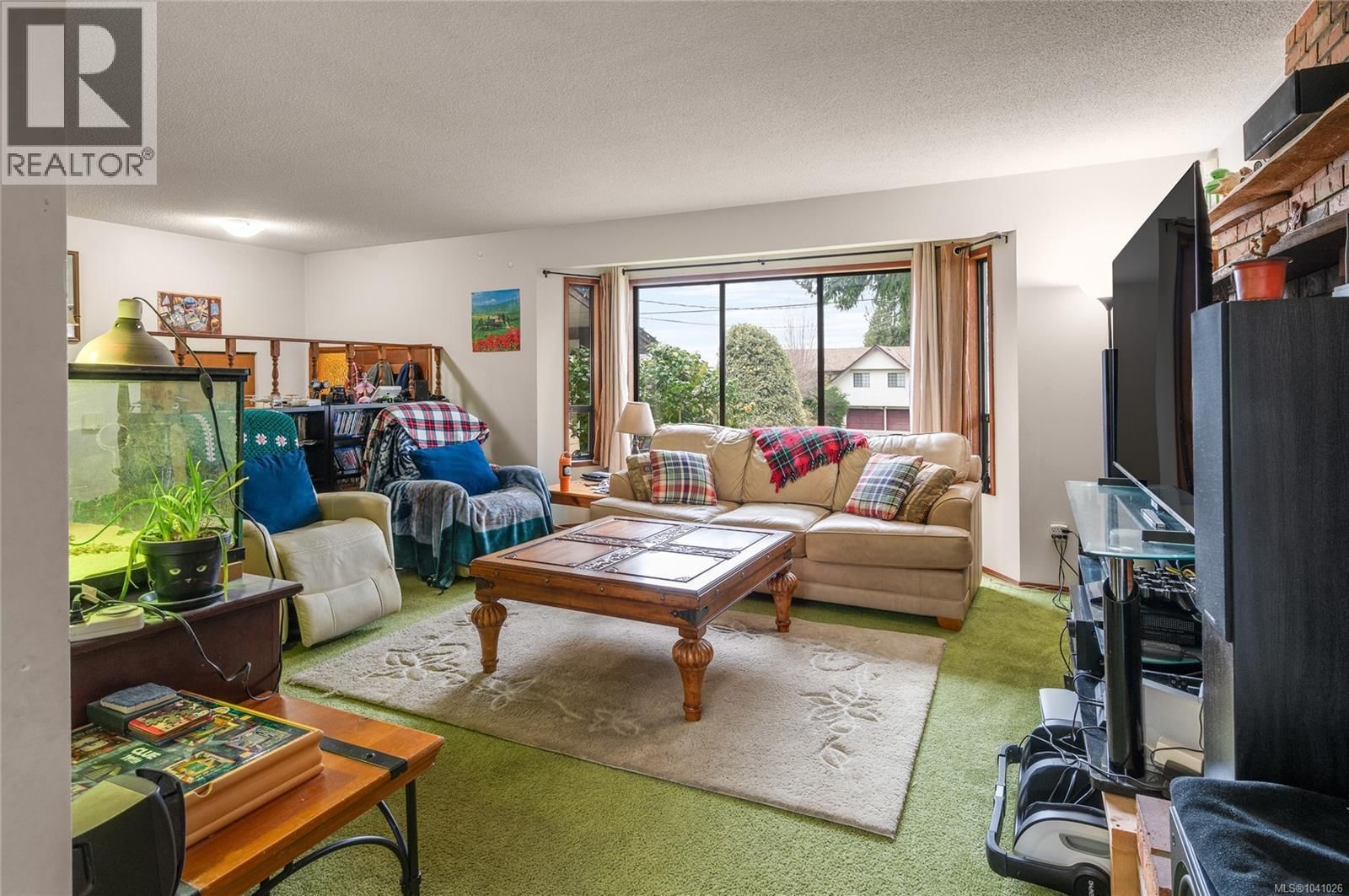 5561 Westdale Road property photo