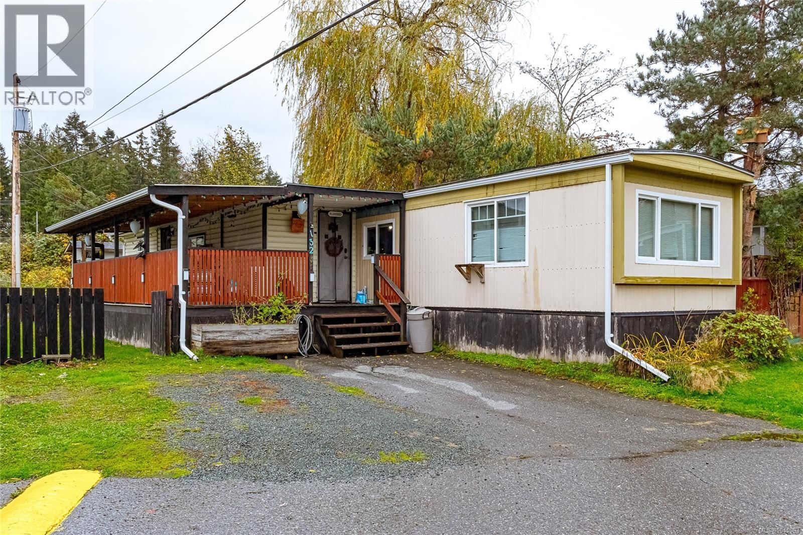 132 1753 Cecil Street property photo