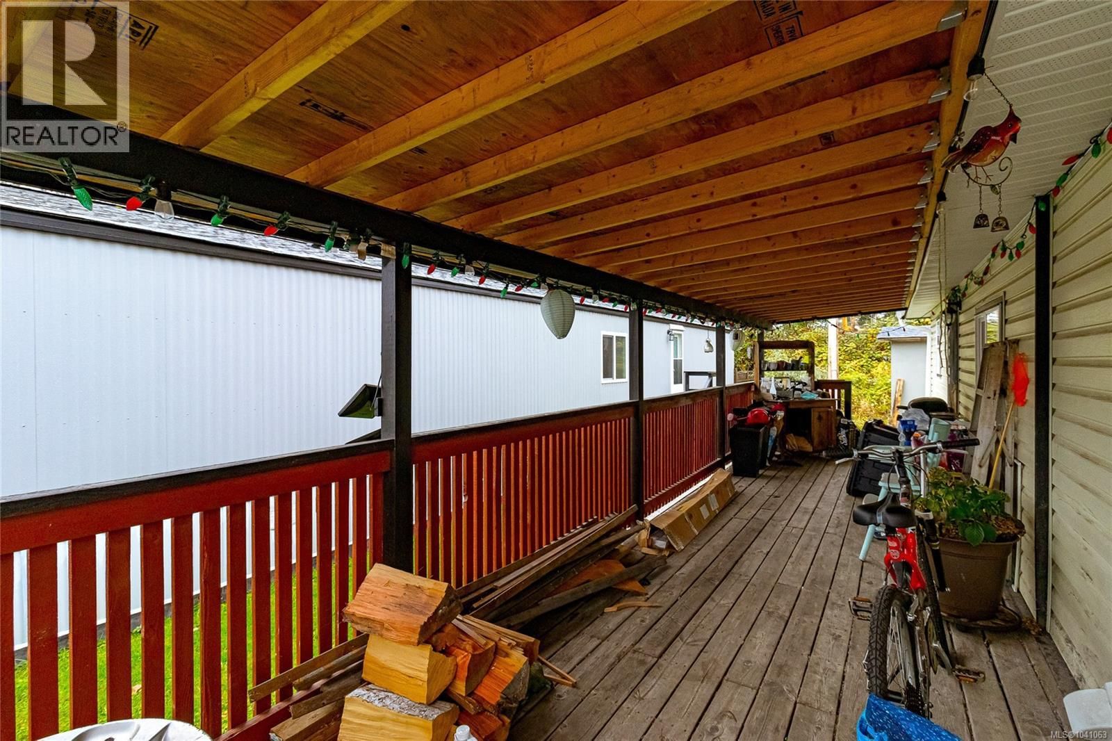 132 1753 Cecil Street property photo