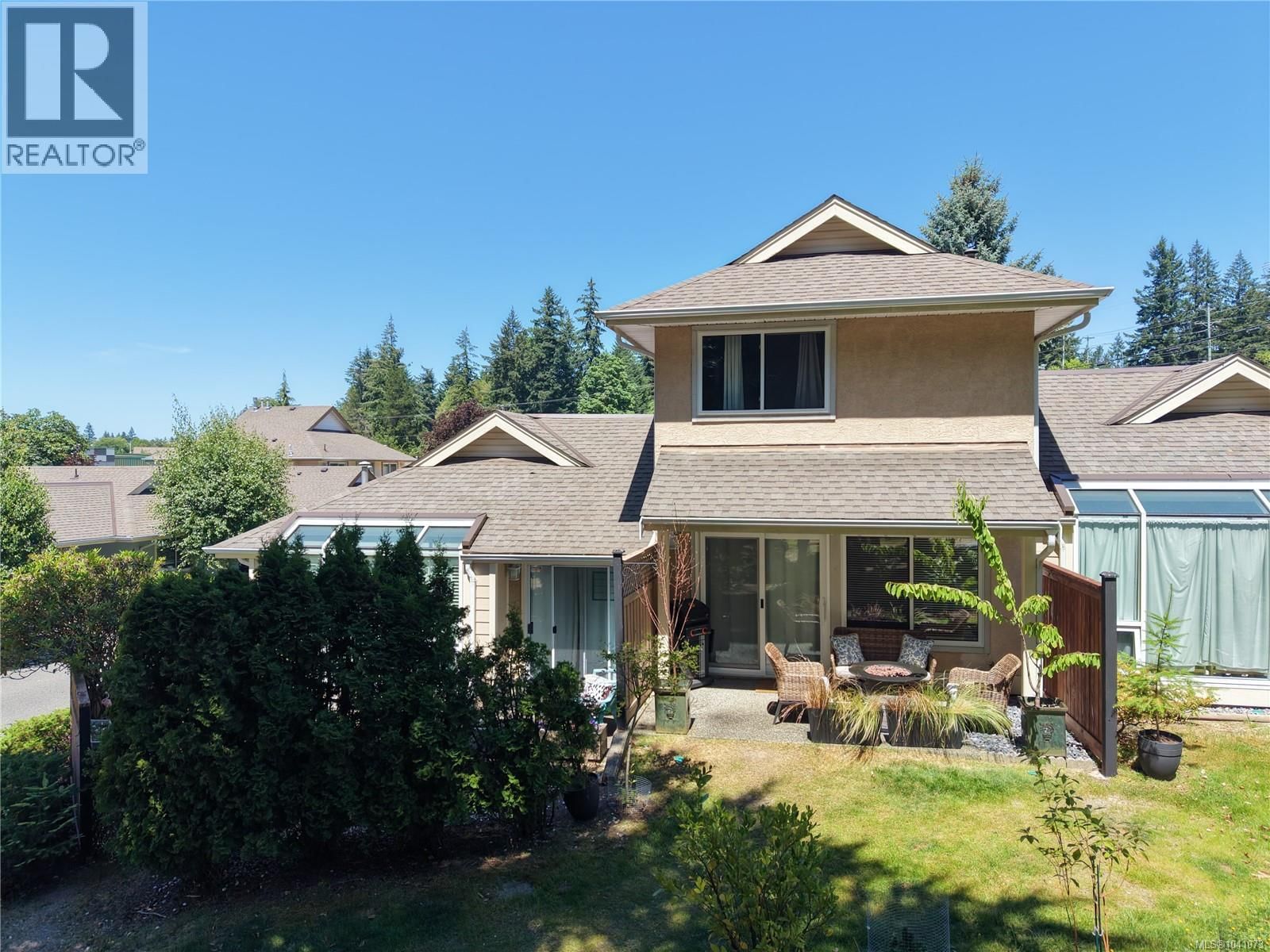 6066 Lionel Crescent property photo