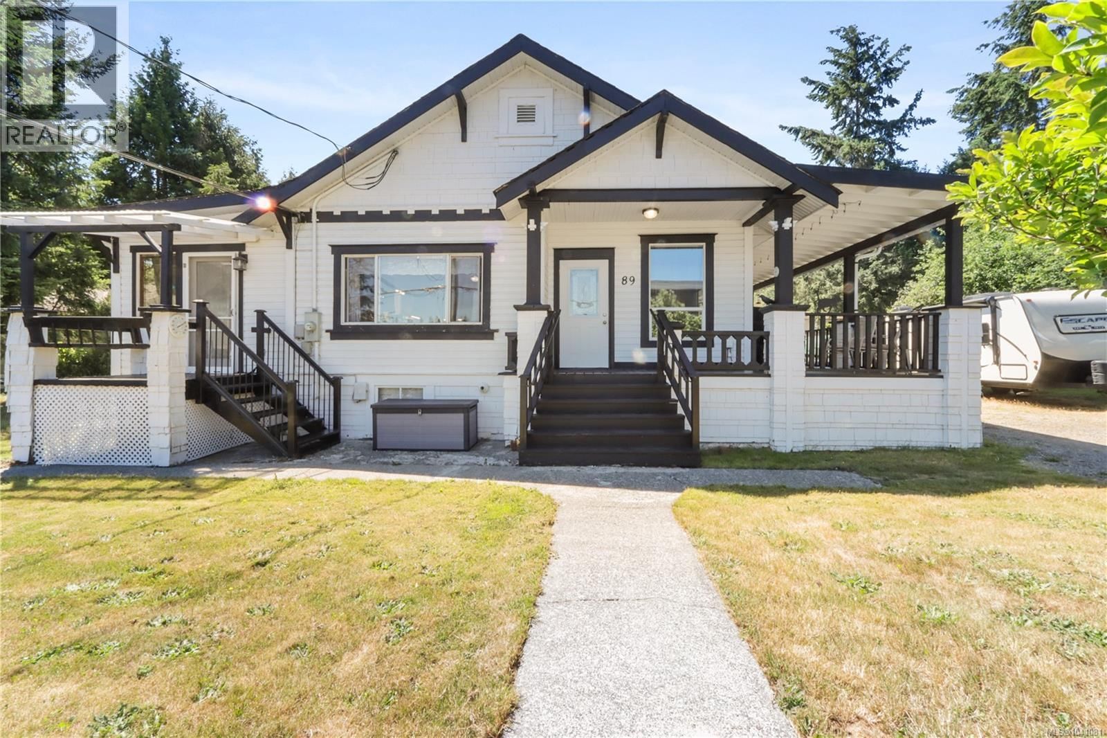 89 Twelfth Street property photo