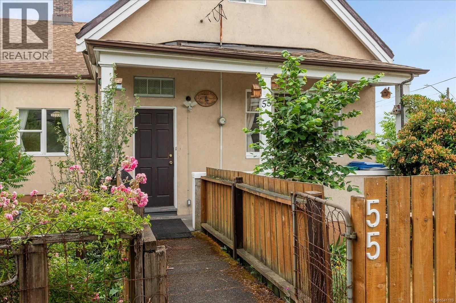 55 Haliburton Street property photo