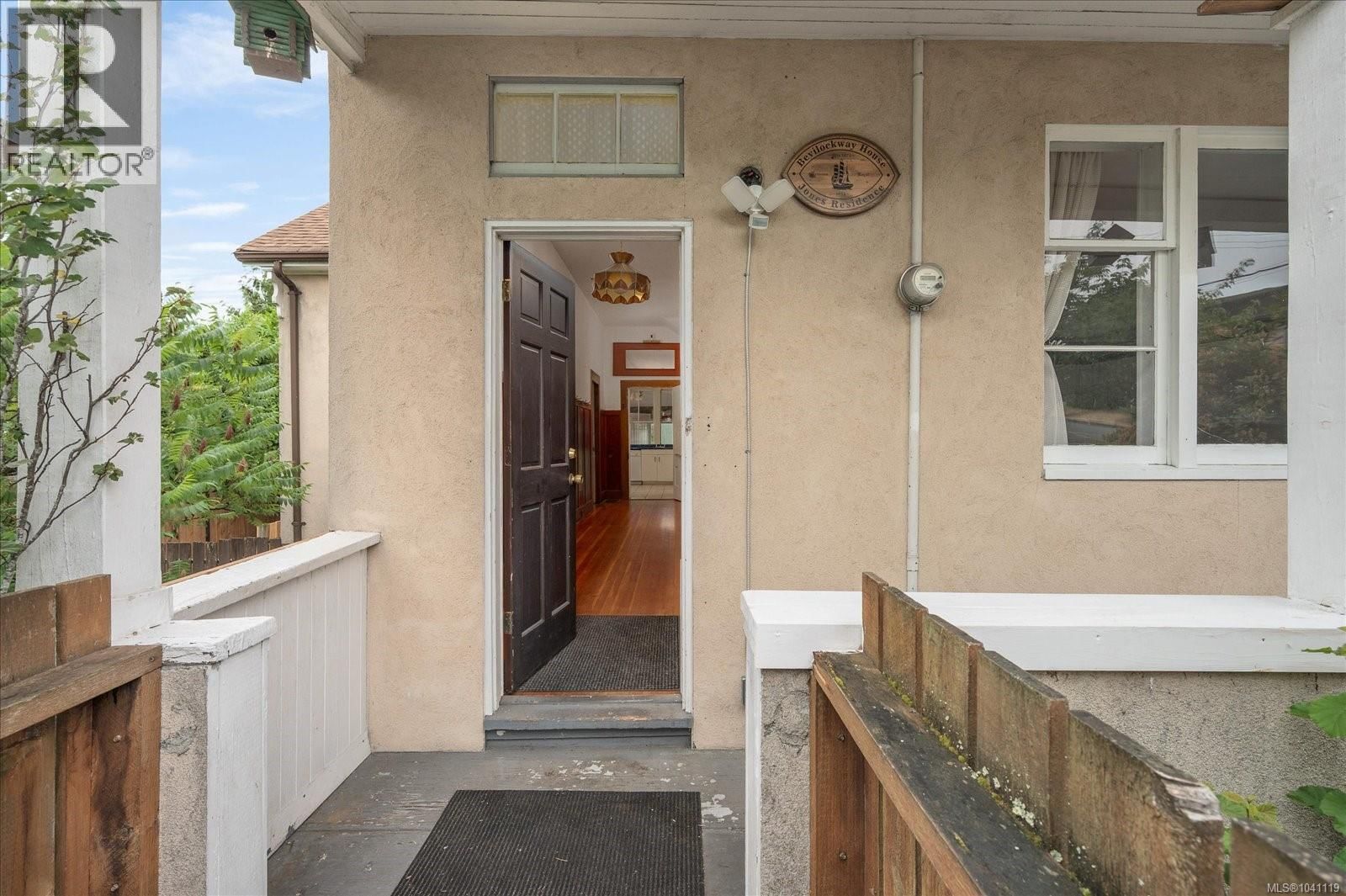 55 Haliburton Street property photo