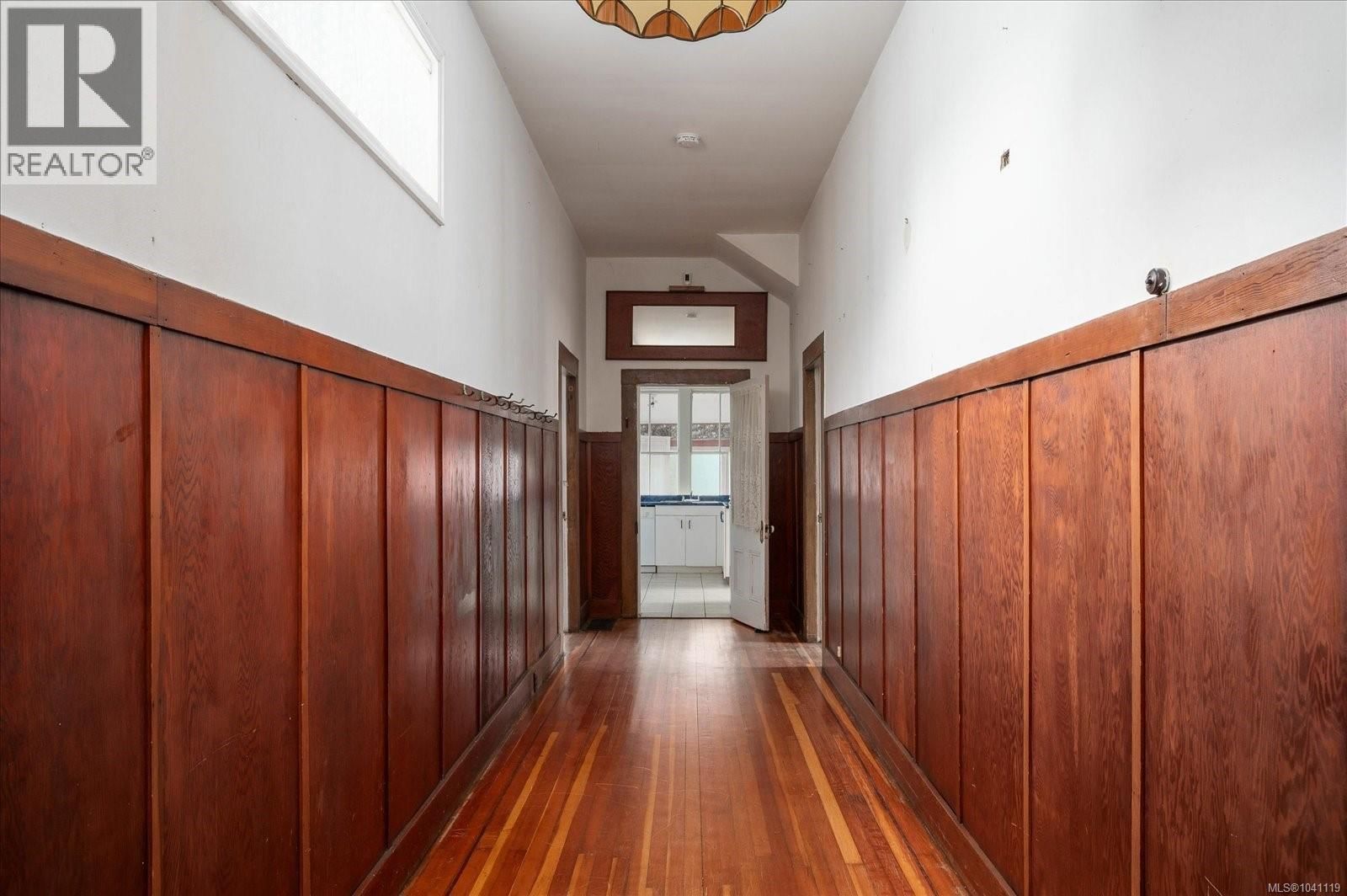 55 Haliburton Street property photo