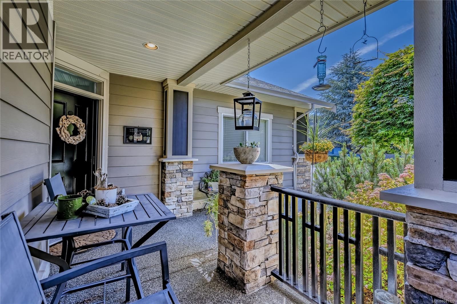 6104 Avery Lane property photo