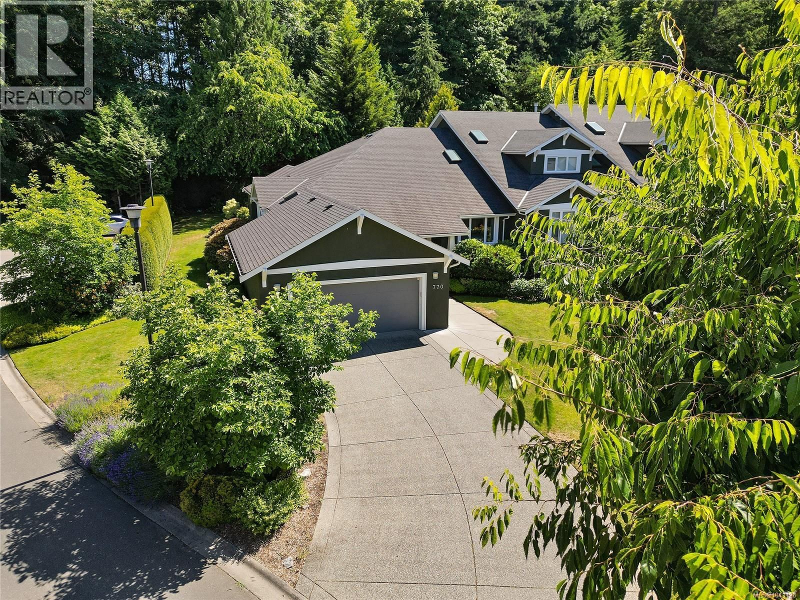 770 Hill Rise Lane property photo