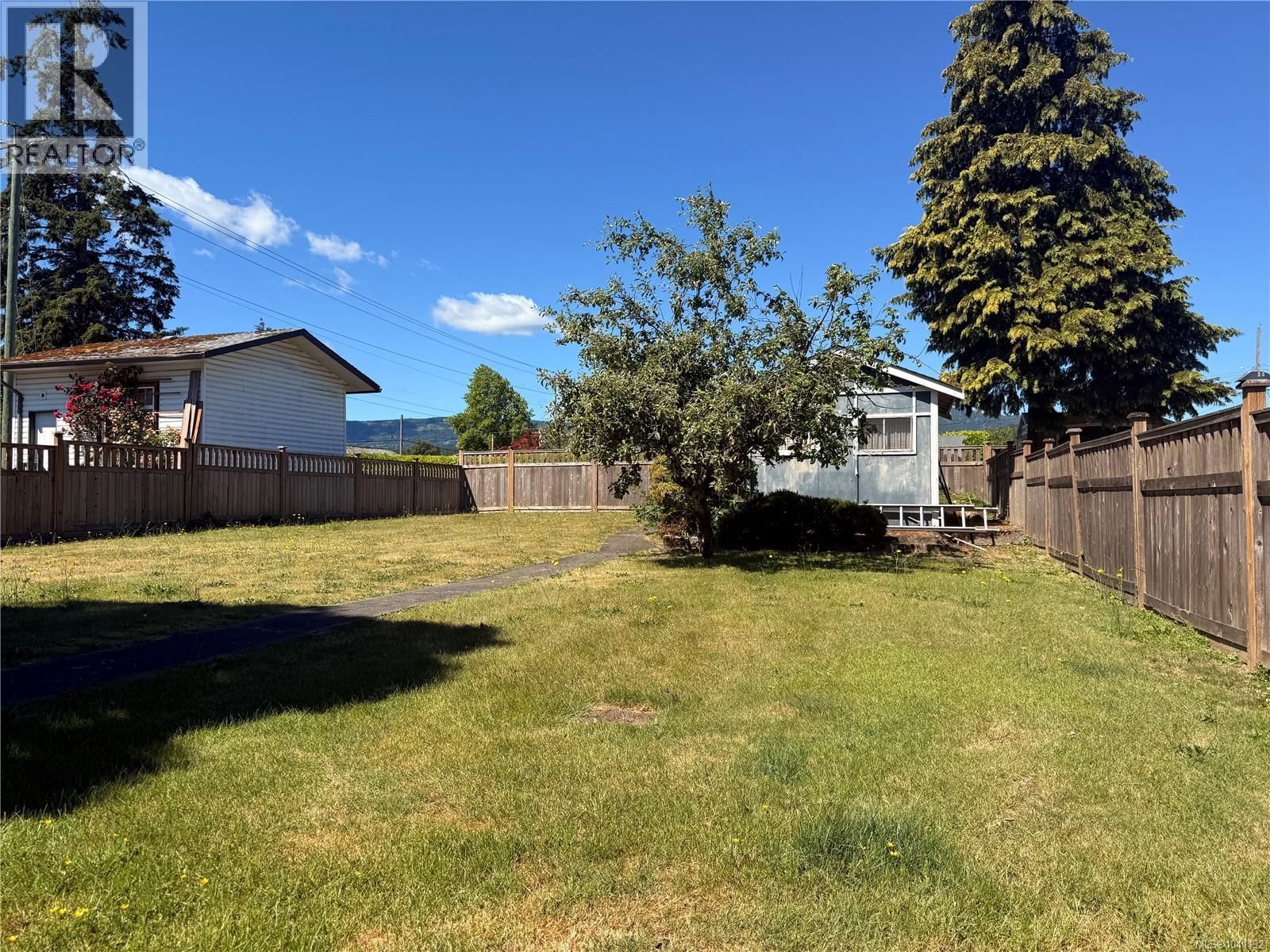 693 Park Avenue property photo