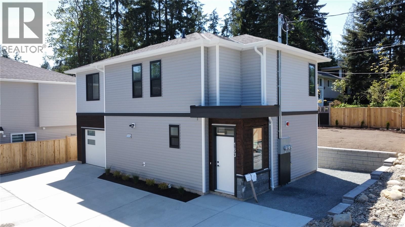 163 Alberta Road