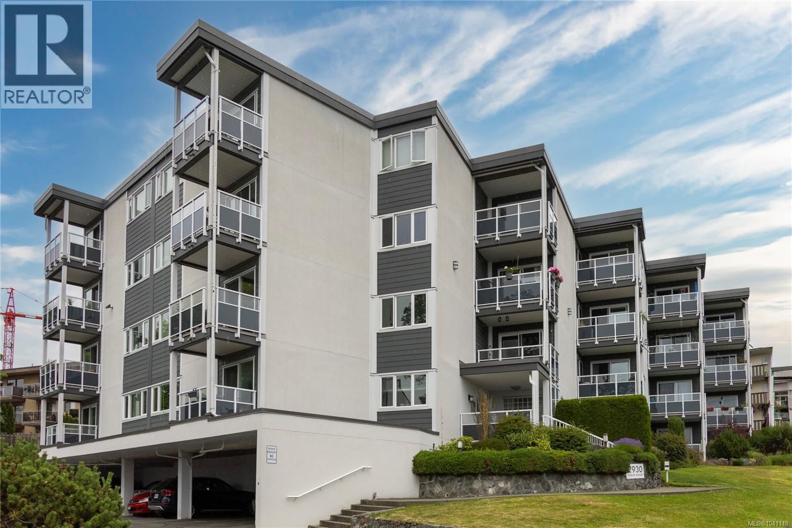 2930 Washington Avenue, Victoria, British Columbia V9A 1P5