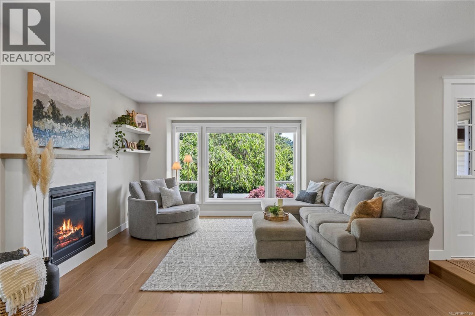 1947 Cinnabar Drive property photo
