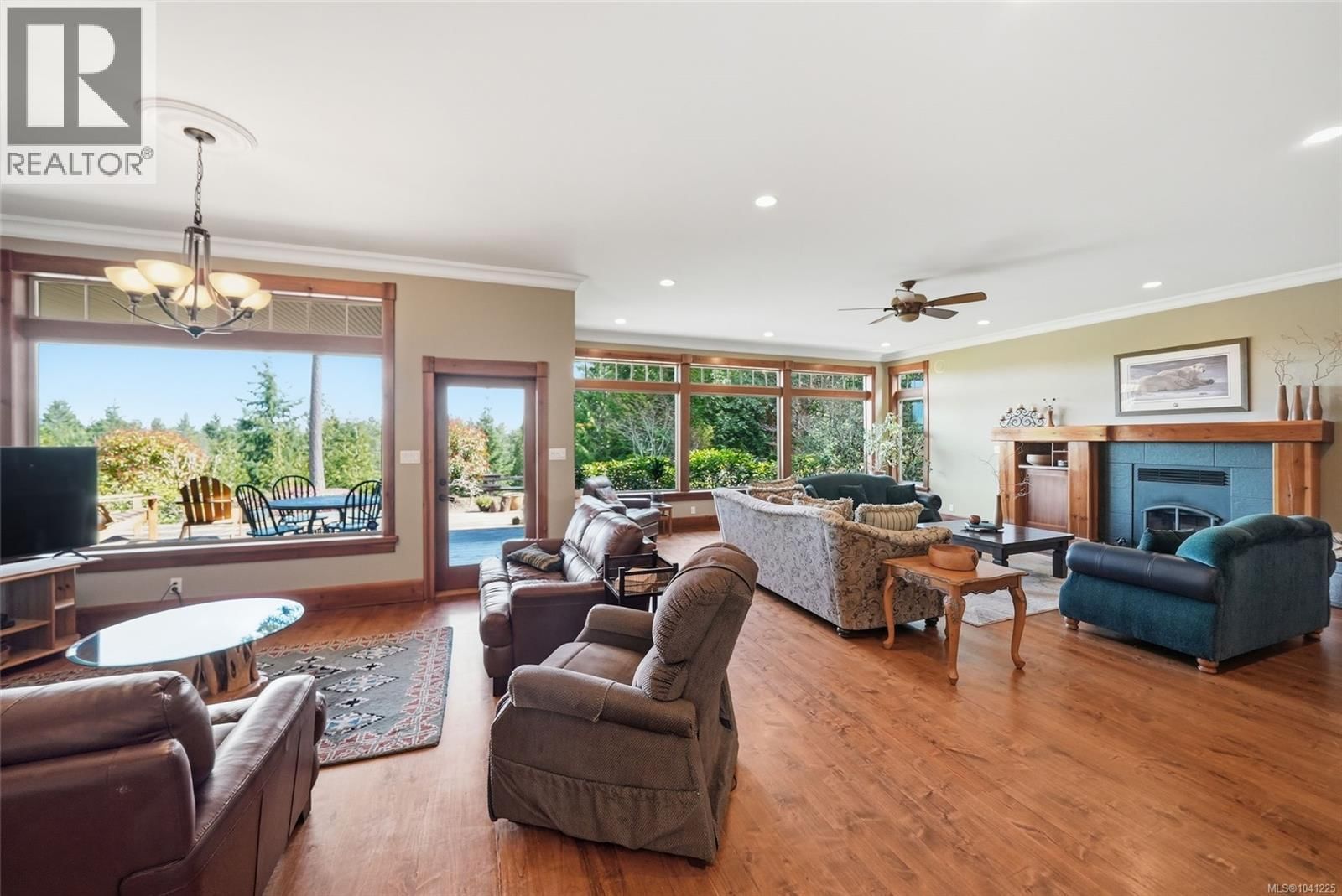 1195 Spider Lake Road property photo