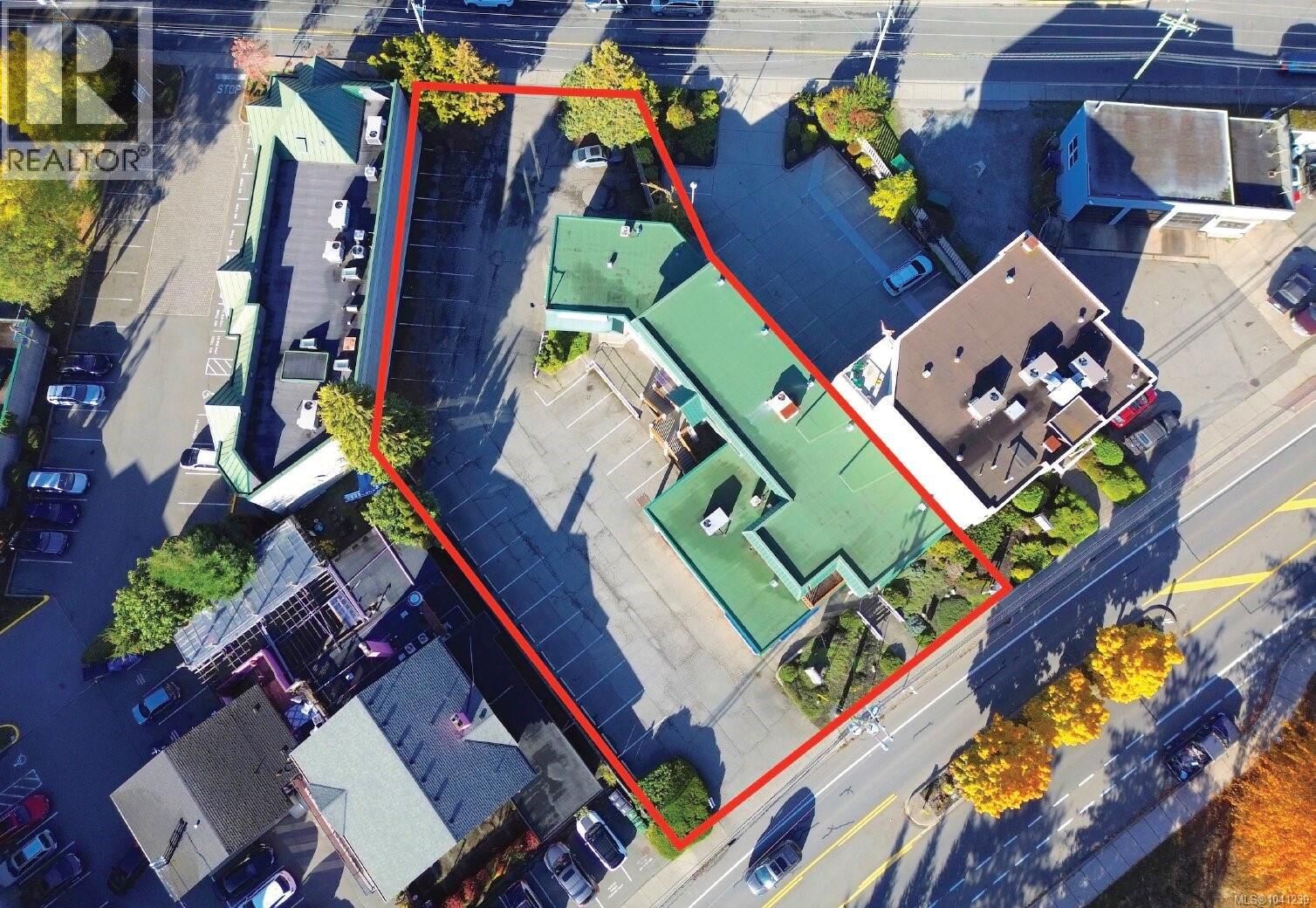 4500 West Saanich Road