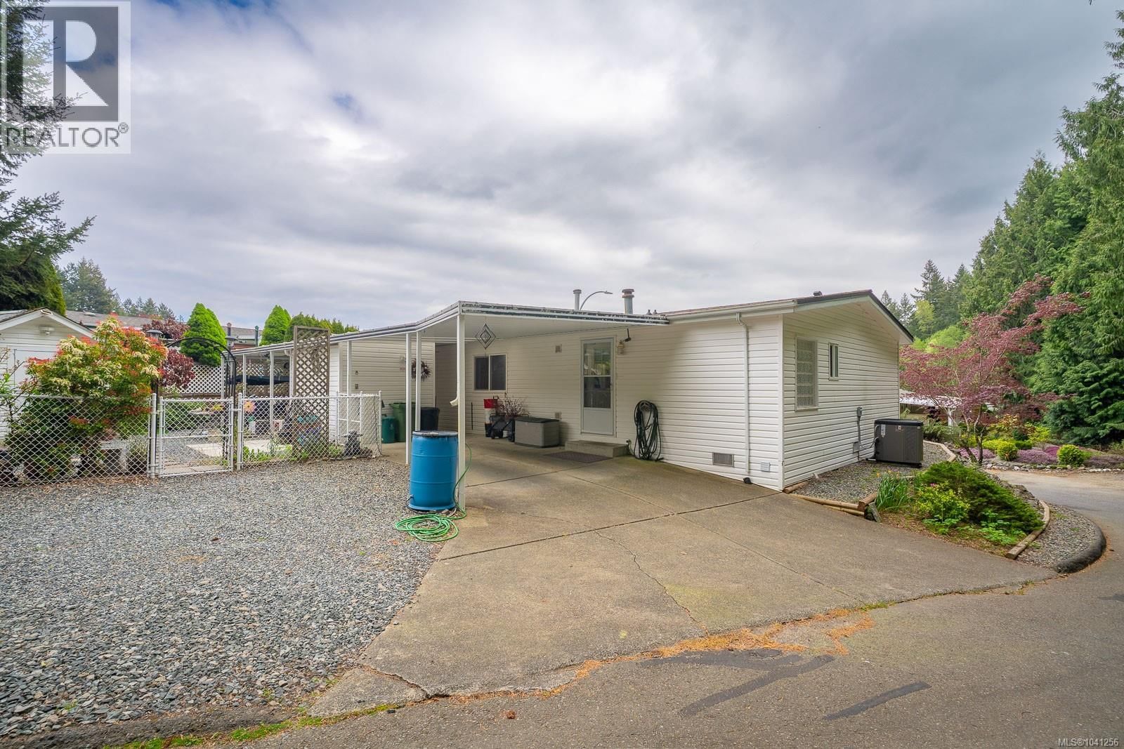 76 1051 Murchie Way property photo