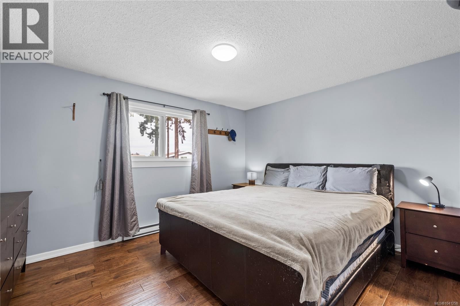 16 Jenkins Place property photo