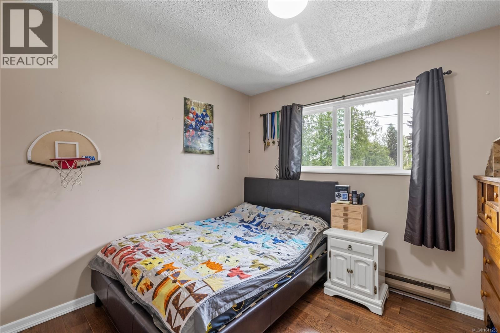 16 Jenkins Place property photo
