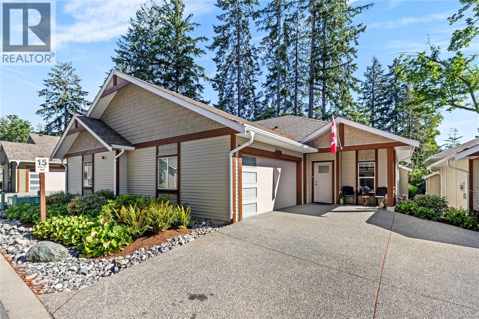 4126 Emerald Woods Place property photo
