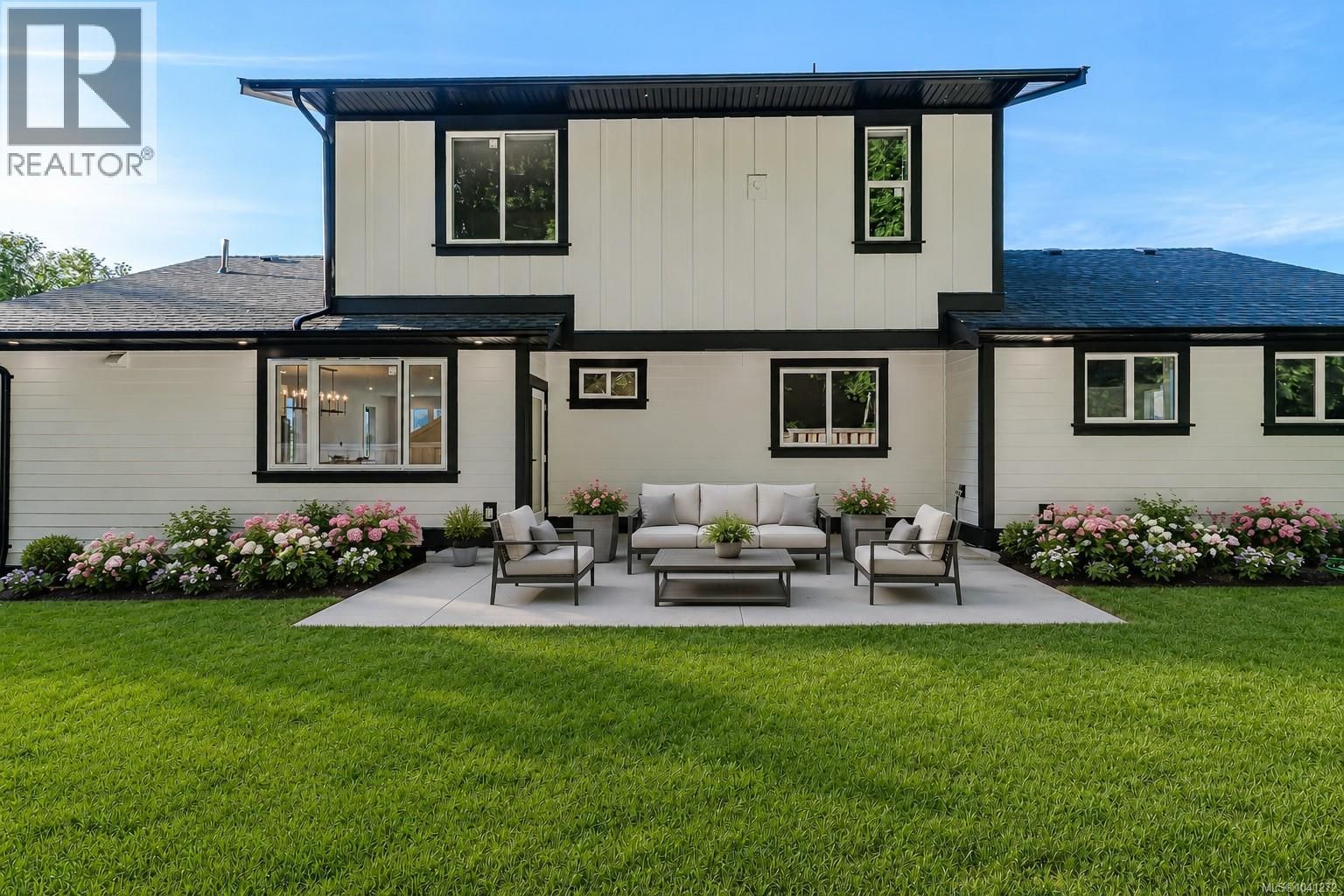 276 Tal Road property photo