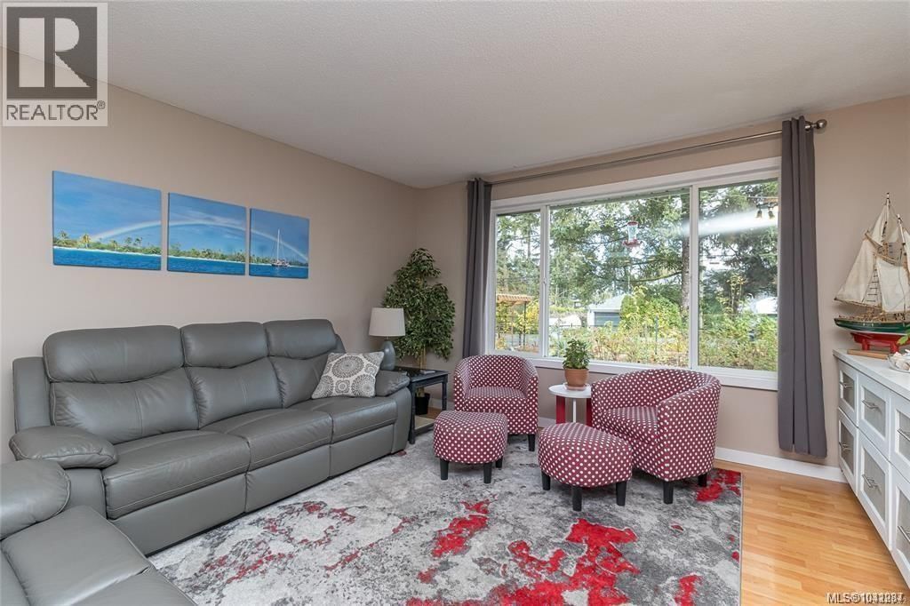 5384 Miller Road property photo