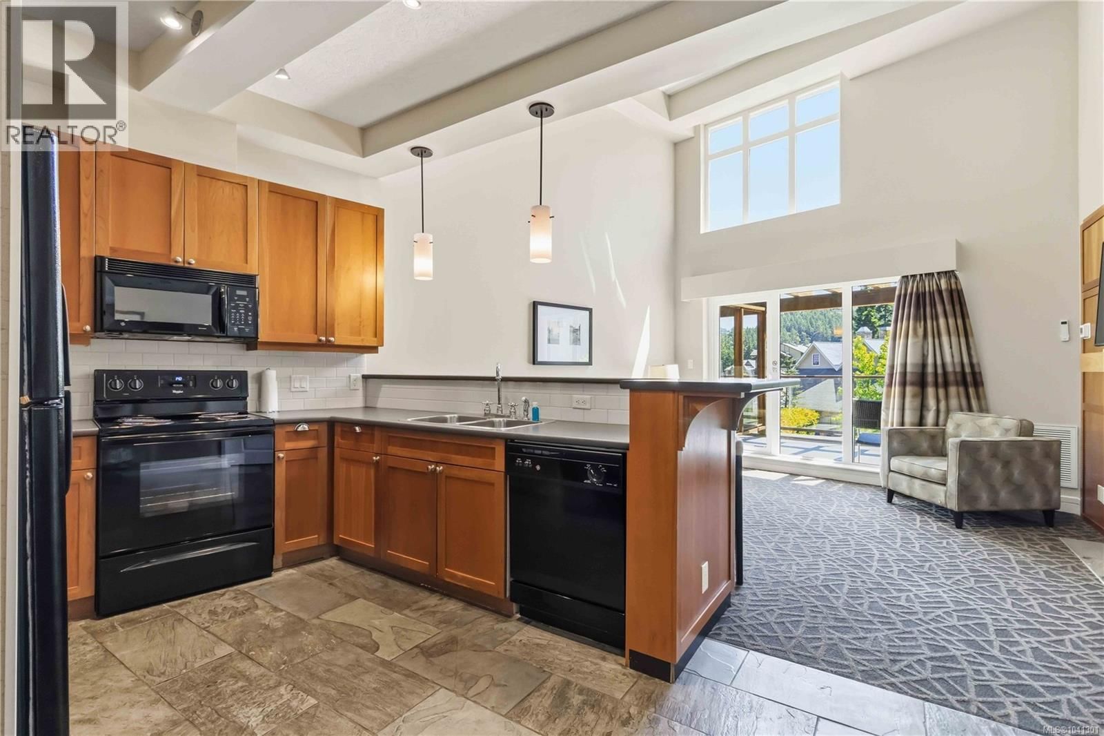 316B 1376 Lynburne Place property photo