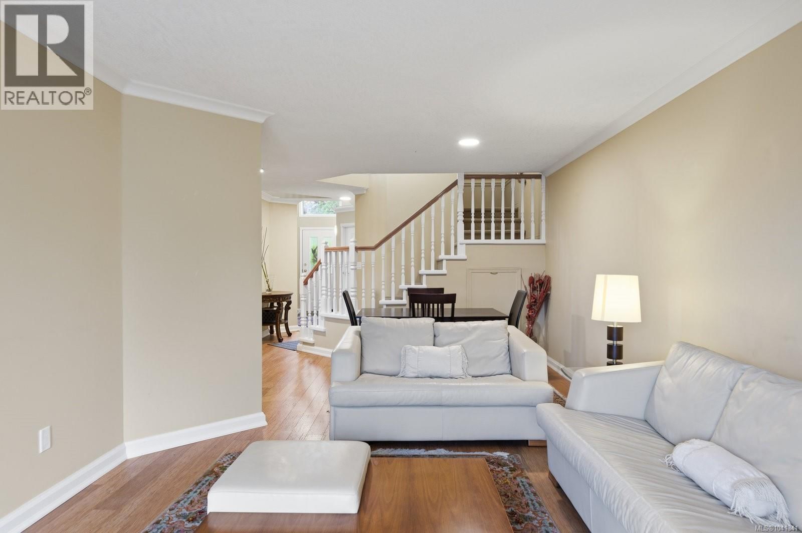 8 500 Marsett Place property photo