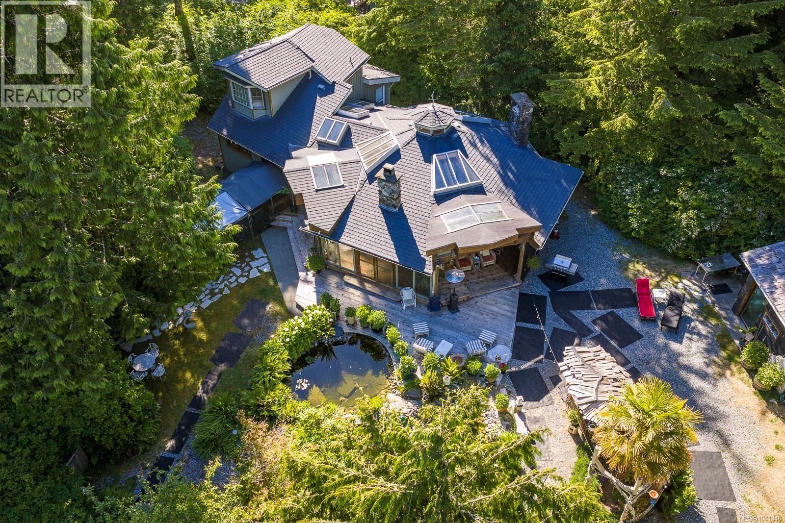 1364 Chesterman Beach Road property photo