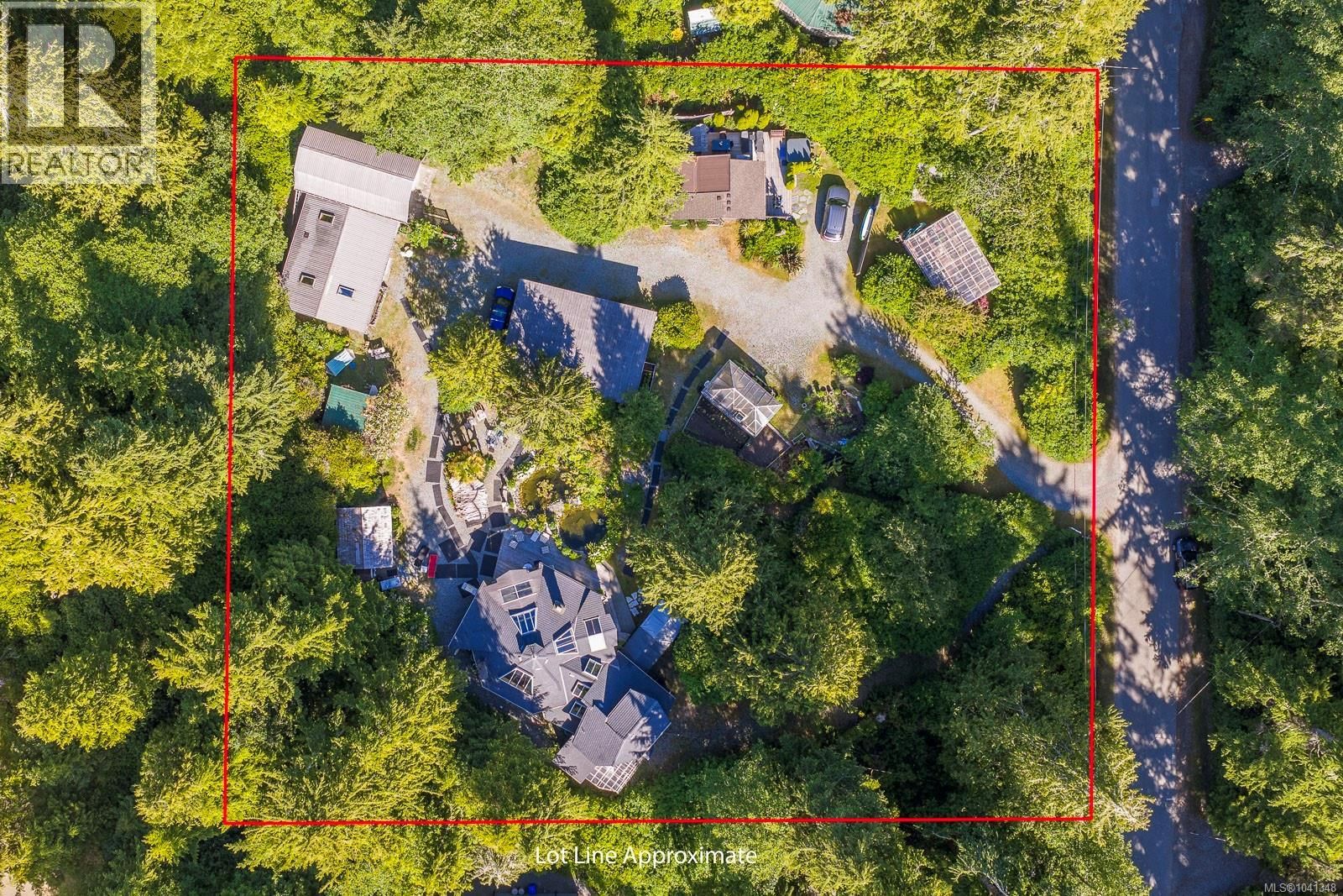 1364 Chesterman Beach Road property photo