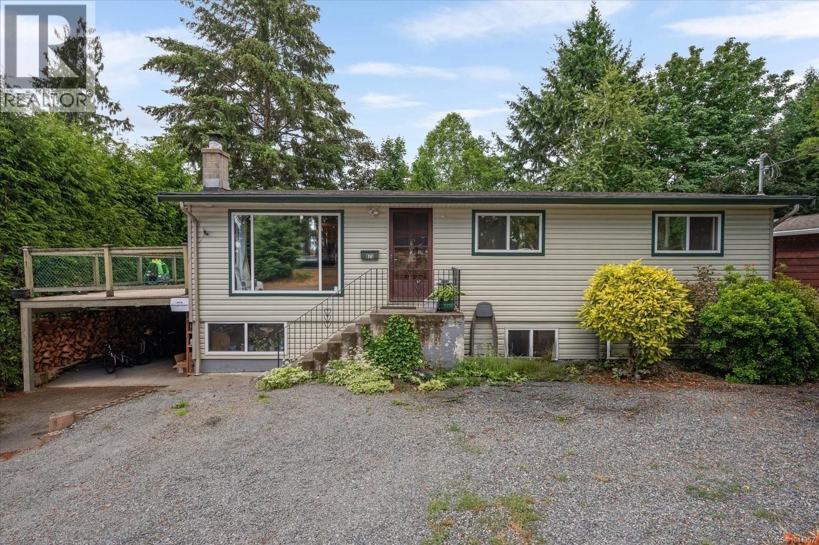 671 Beaconsfield Road
