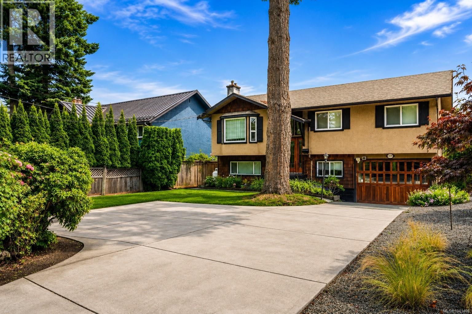 4379 Shelbourne Street property photo