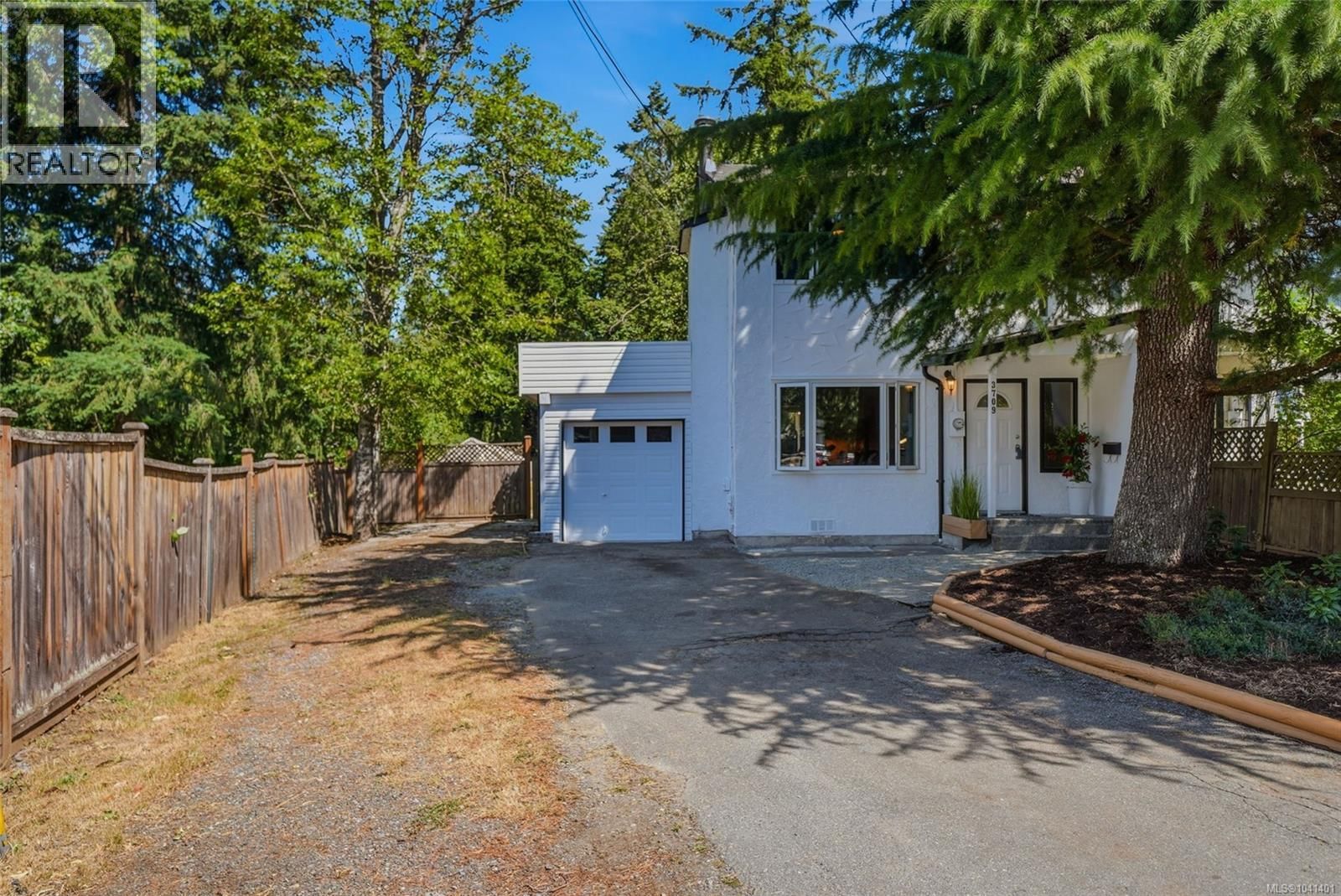 3709 Long Lake Terrace property photo