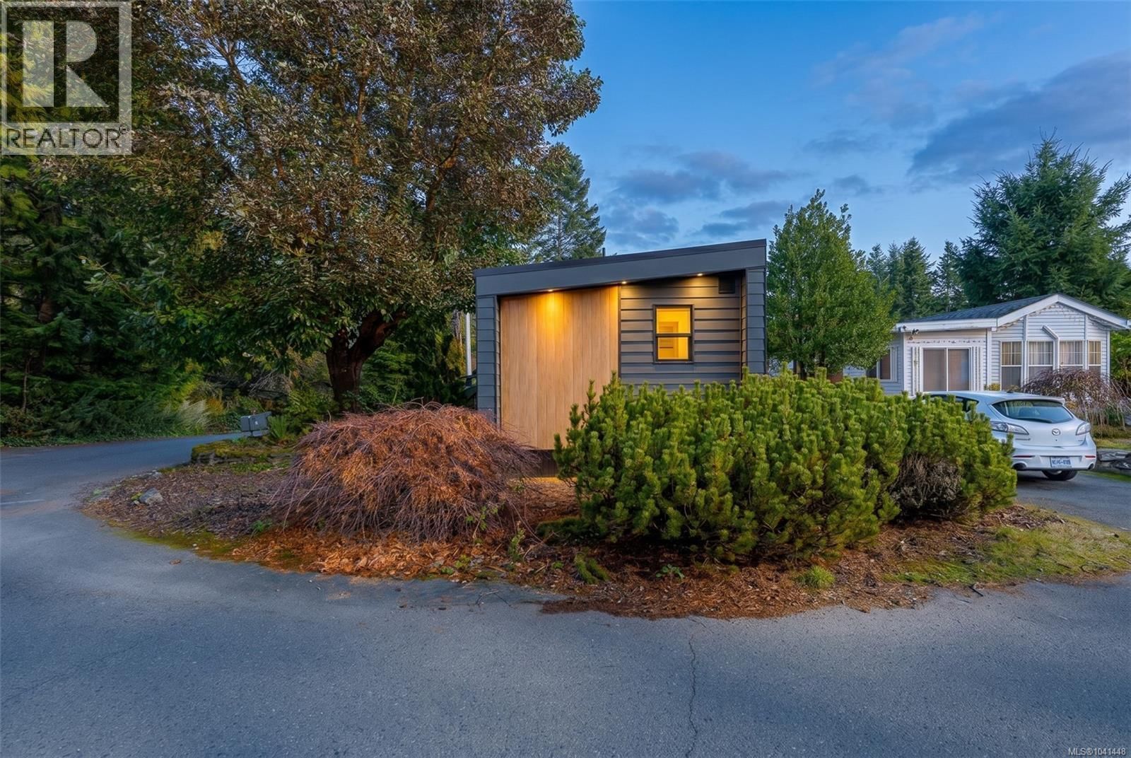 15 5150 Christie Road property photo