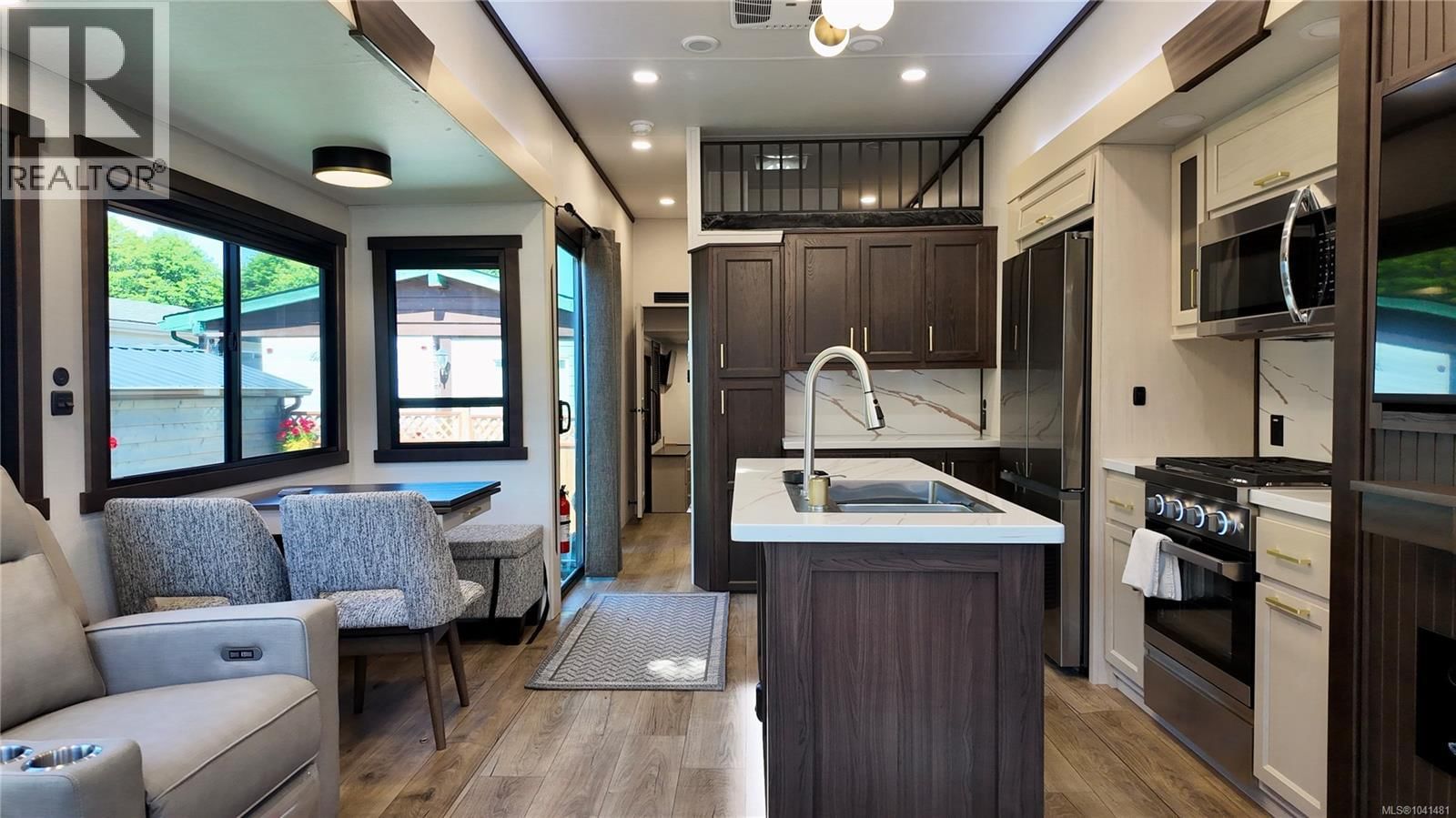 66 6855 Park Avenue property photo